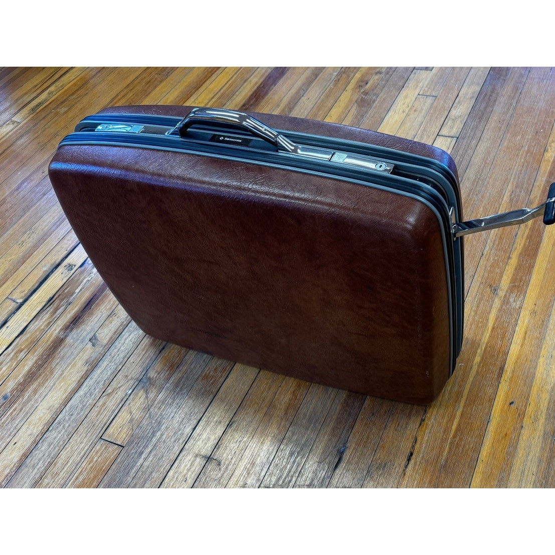 Vintage 1970's Samsonite Survivor Series 28" Rolling Suitcase Sealed Product Info w/ Key