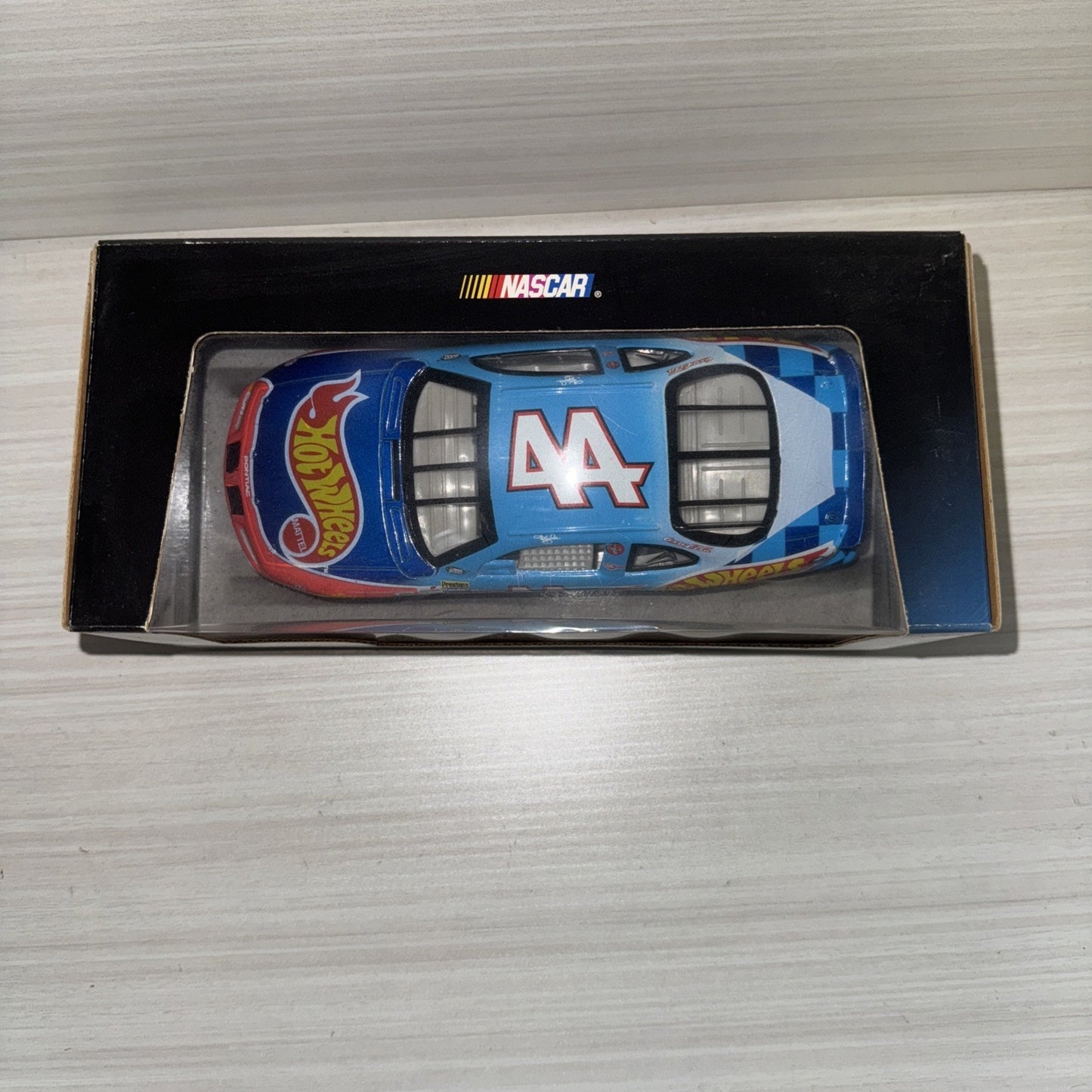 1999 Hot Wheels Kyle Petty #44 1:24 NASCAR Diecast Race Day Deluxe st310 NIB