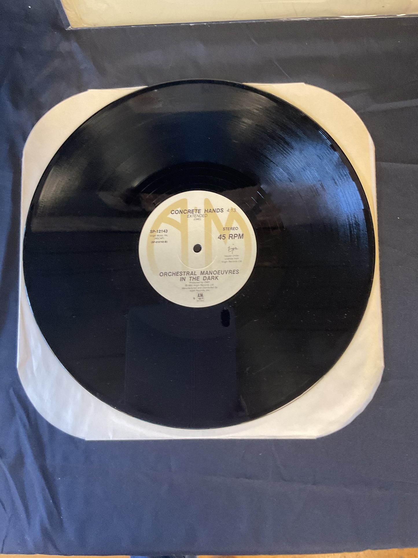 Orchestral Manoeuvres In The Dark : So In Love (Special American Dance Remix) (12",45 RPM,Single,Stereo)