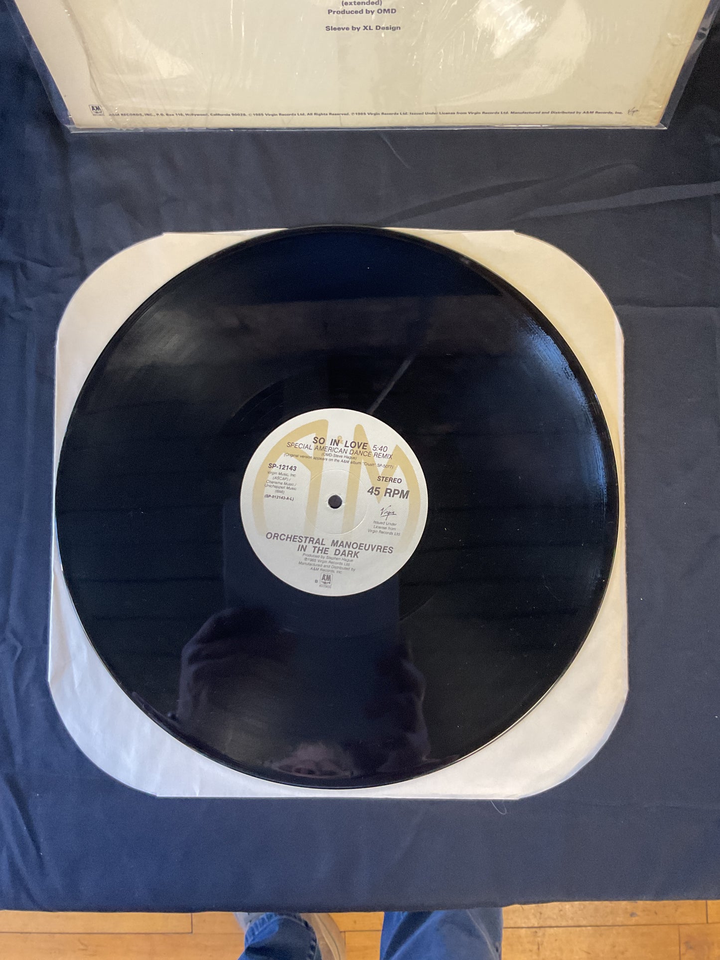 Orchestral Manoeuvres In The Dark : So In Love (Special American Dance Remix) (12",45 RPM,Single,Stereo)