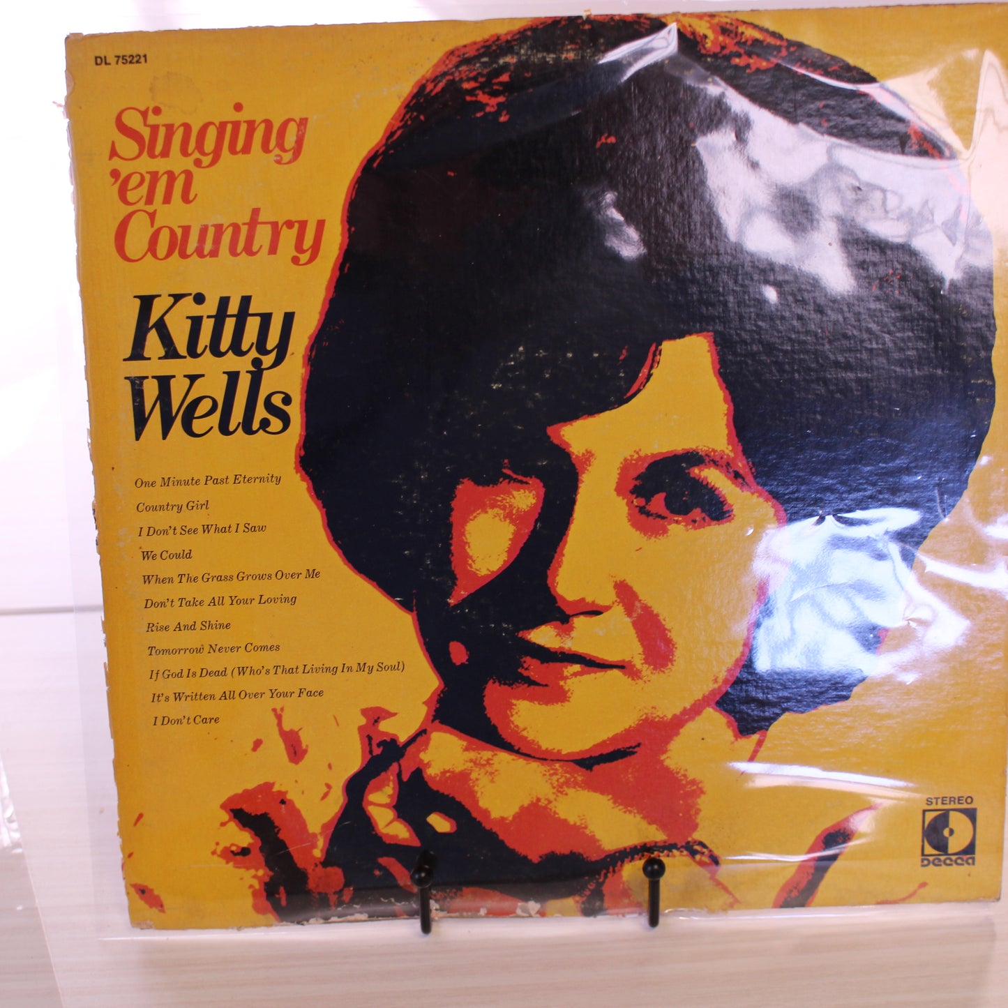 Kitty Wells : Singing 'Em Country (LP,Album,Stereo)