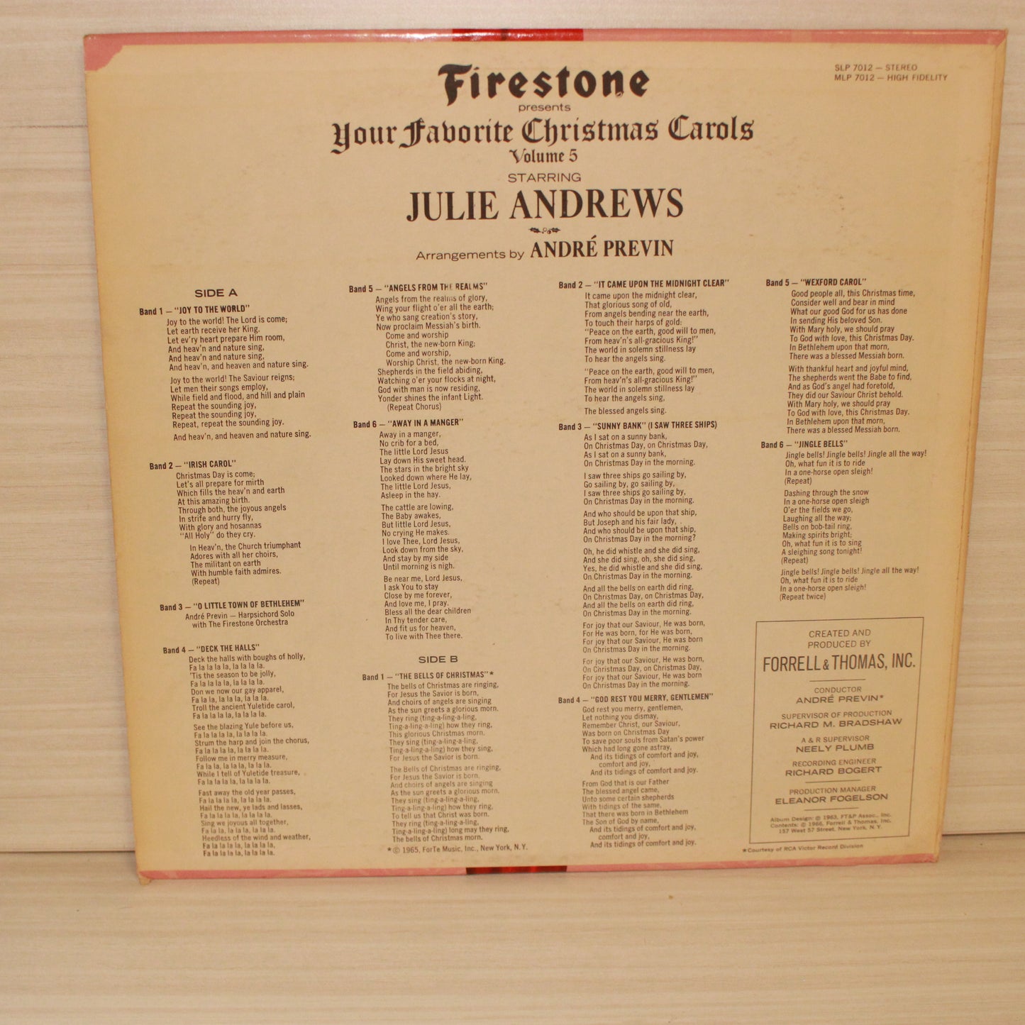 Julie Andrews With André Previn And Firestone Orchestra And Chorus, The : Your Favorite Christmas Carols Volume 5 (LP,Album,Stereo)