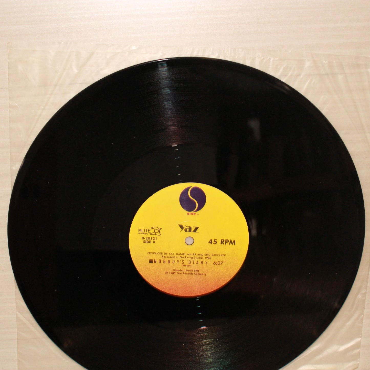Yazoo : Nobody's Diary / State Farm (12",45 RPM)