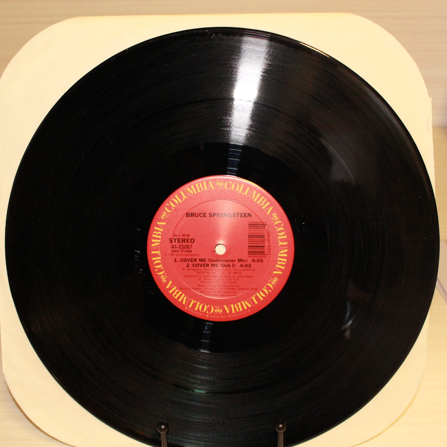 Bruce Springsteen : Cover Me (12",33 ⅓ RPM)