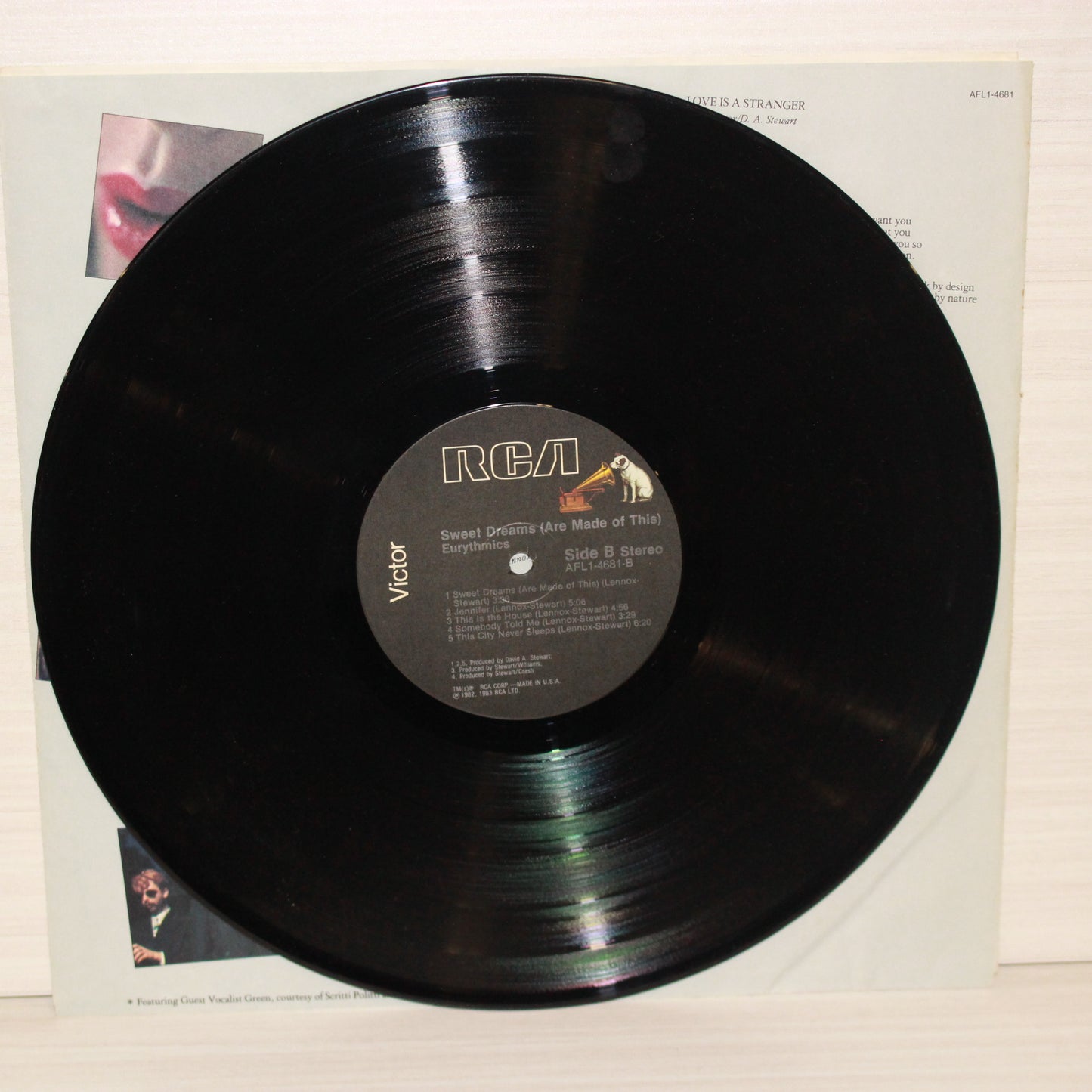 Eurythmics : Sweet Dreams (Are Made Of This) (LP,Album)
