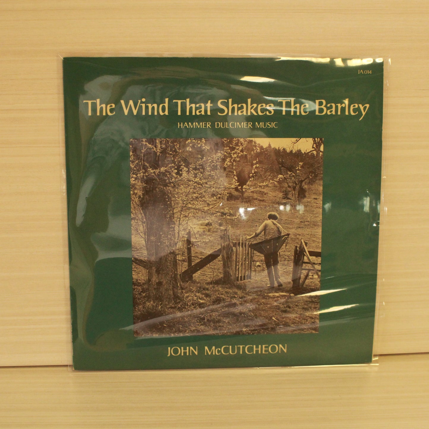 John McCutcheon : The Wind That Shakes The Barley: Hammer Dulcimer Music (LP)
