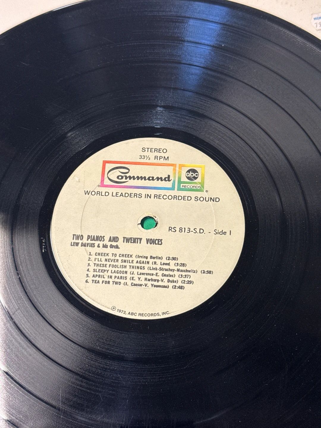 Lew Davies And His Orchestra – Two Pianos & Twenty Voices (1960, Command)