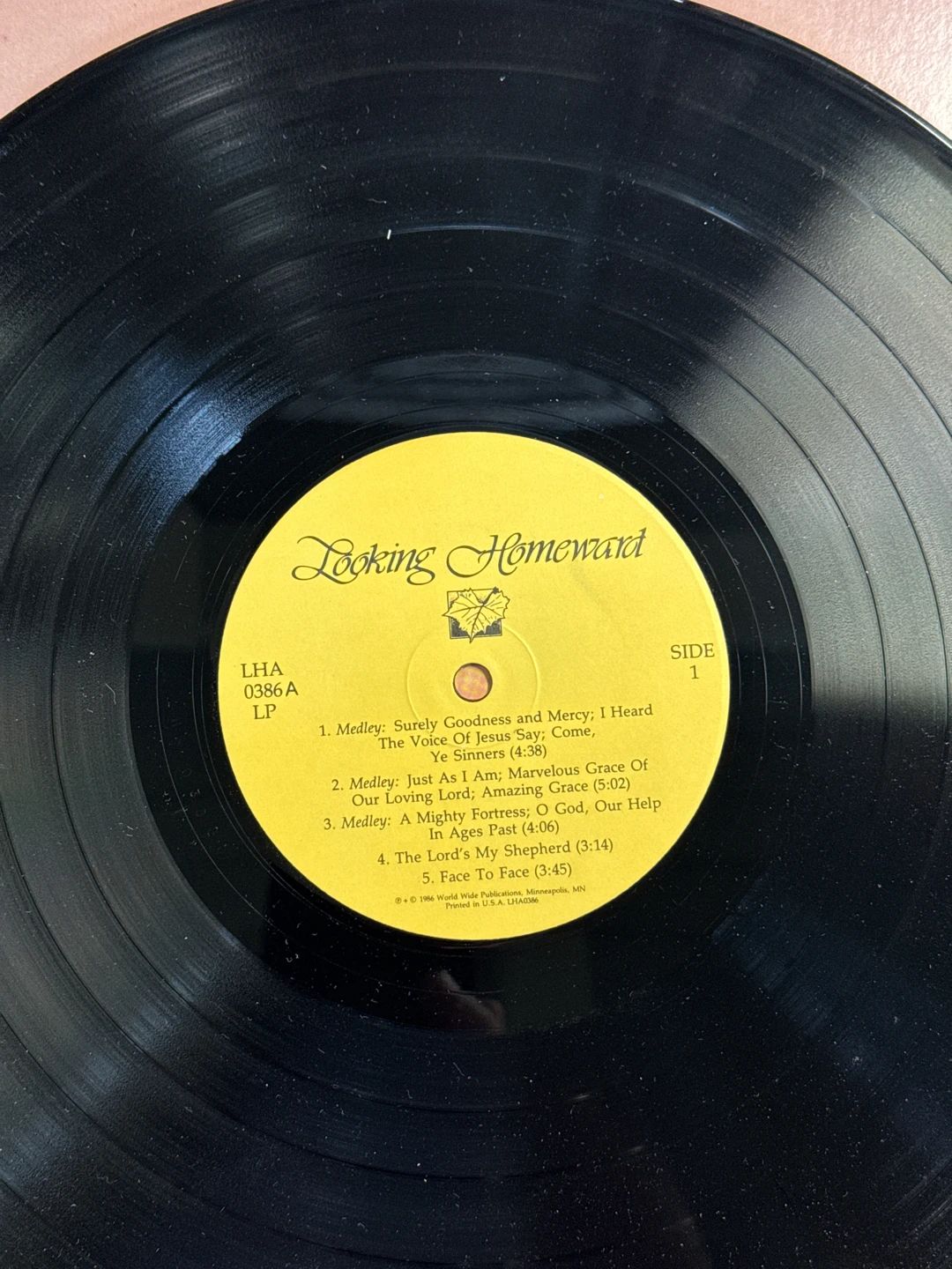 Various – Looking Homeward (1986, World Wide Publications)