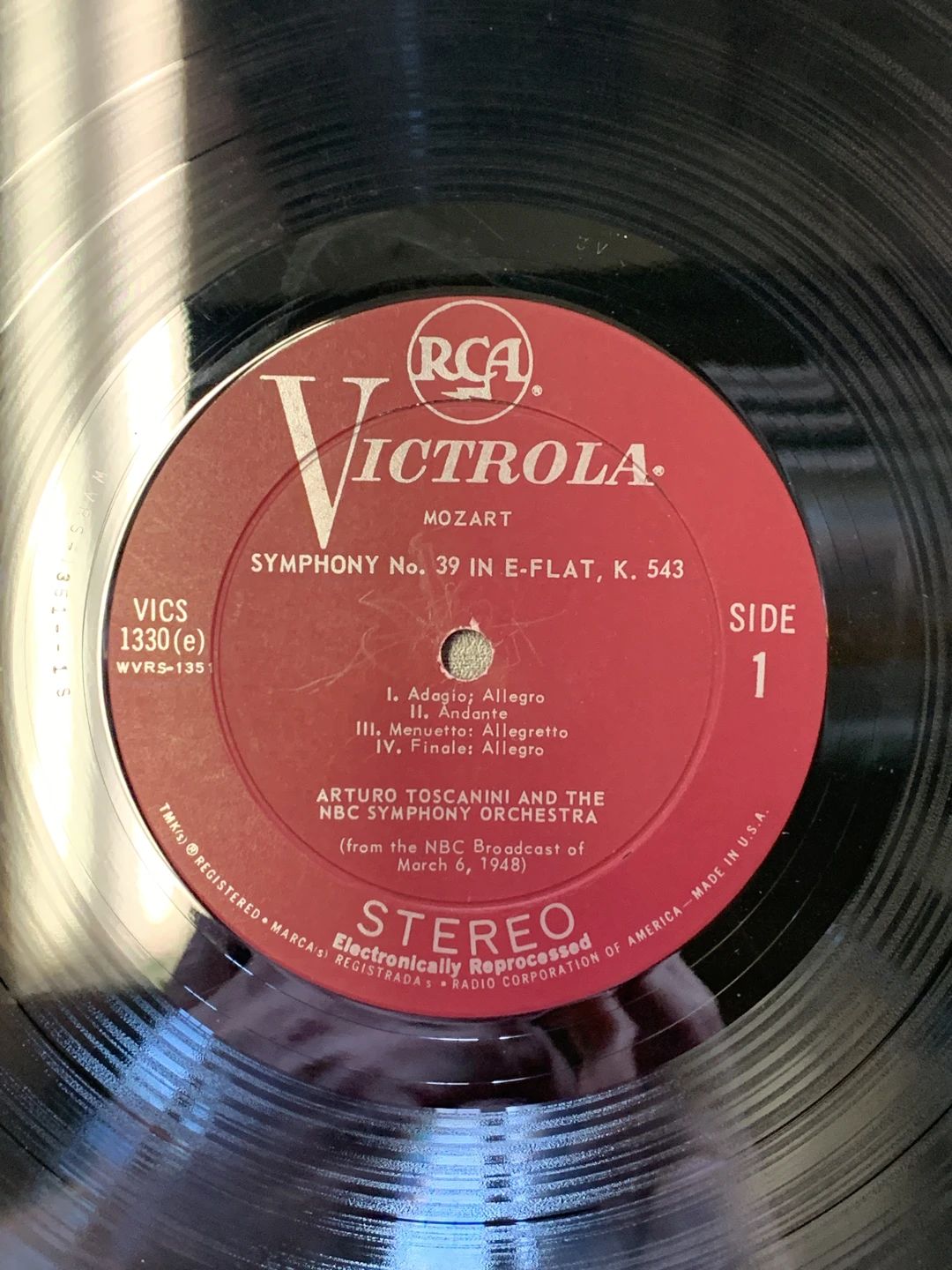 Arturo Toscanini|Wolfgang Amadeus Mozart|NBC Symphony Orchestra – Symphony No. 39, Symphony No. 40 (1968, RCA Victrola)