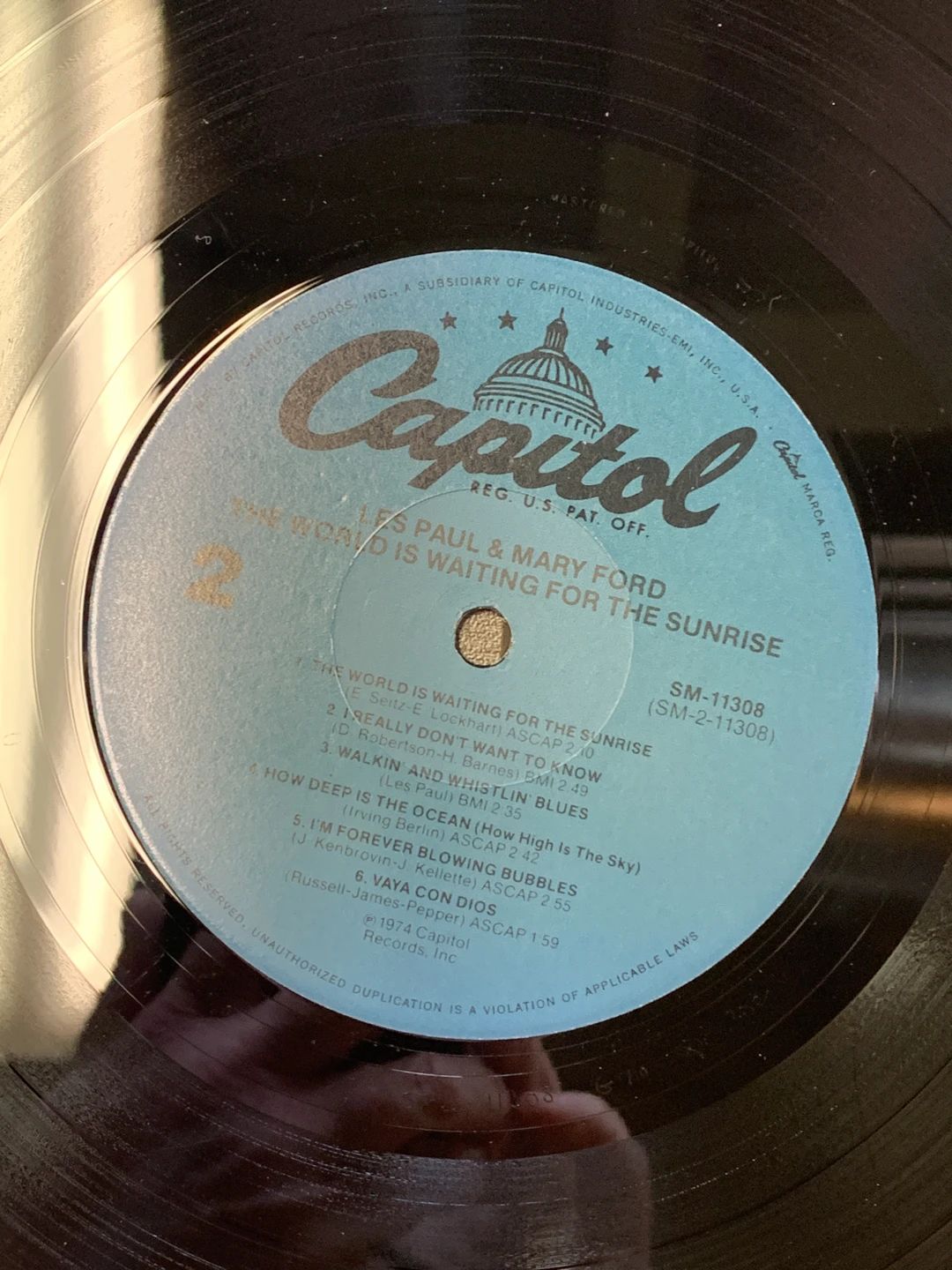 Les Paul & Mary Ford – The World Is Still Waiting For The Sunrise (1975, Capitol Records)