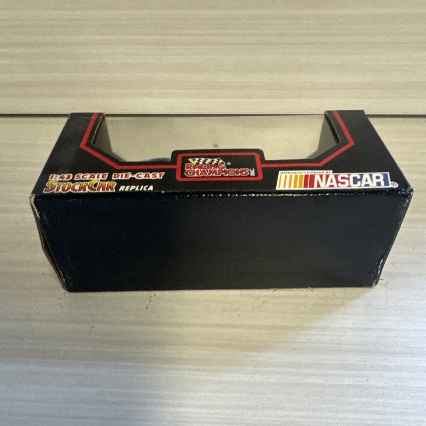 1991 Racing Champions 1:24 Dave Marcis #71 Big Apple Market – NIB NASCAR