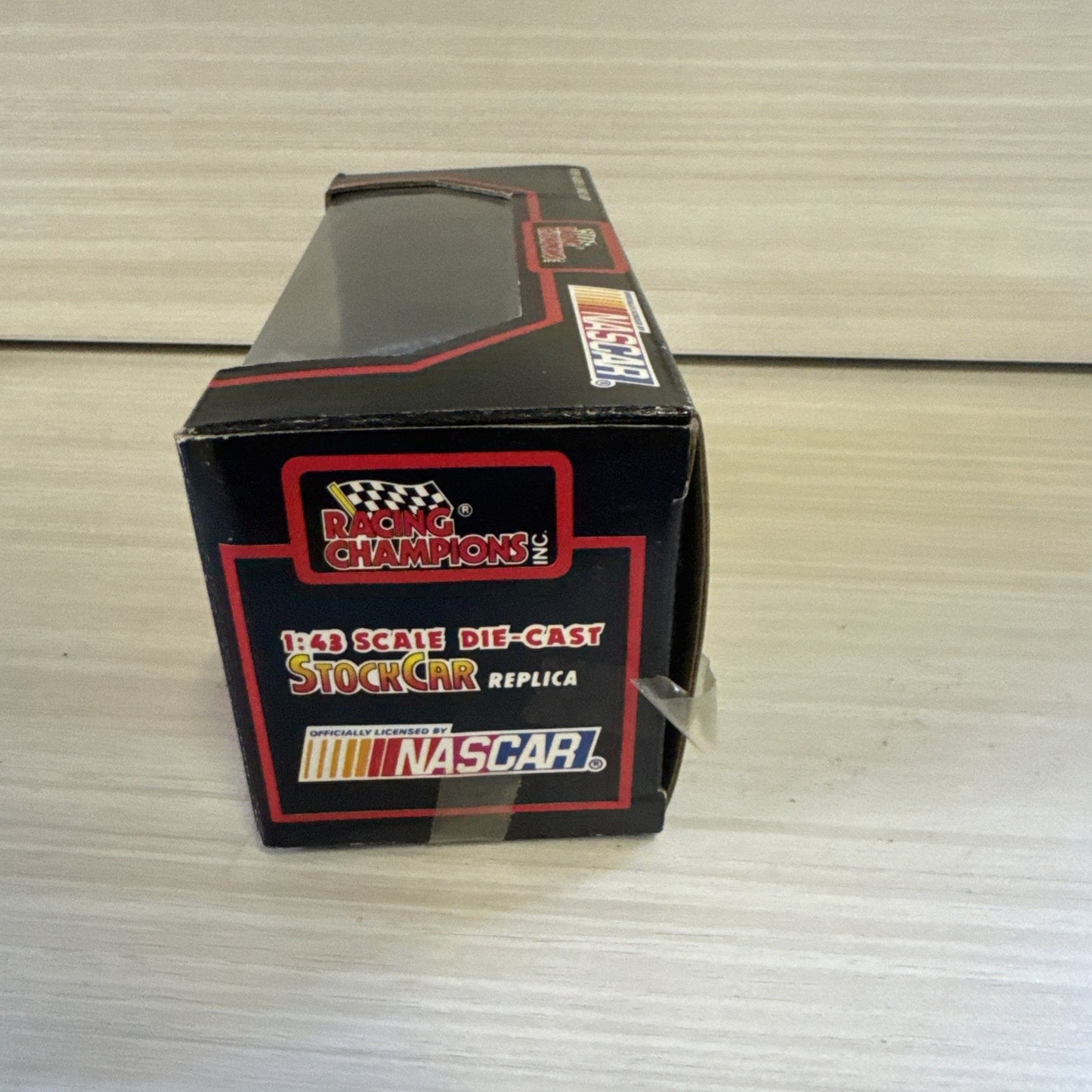 1991 Racing Champions 1:43 #9 Bill Elliott Melling Diecast Stock Car NIB NASCAR