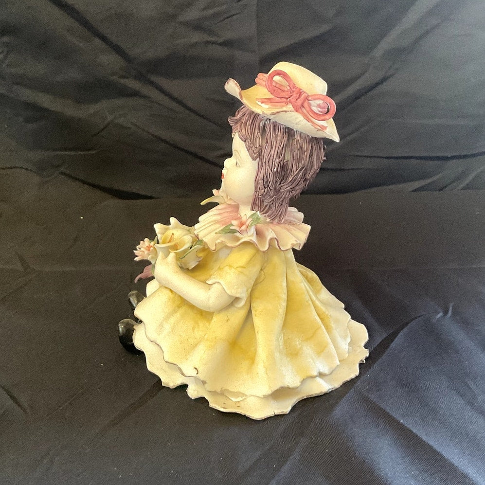 Sorelle - "Lilly" Figurine