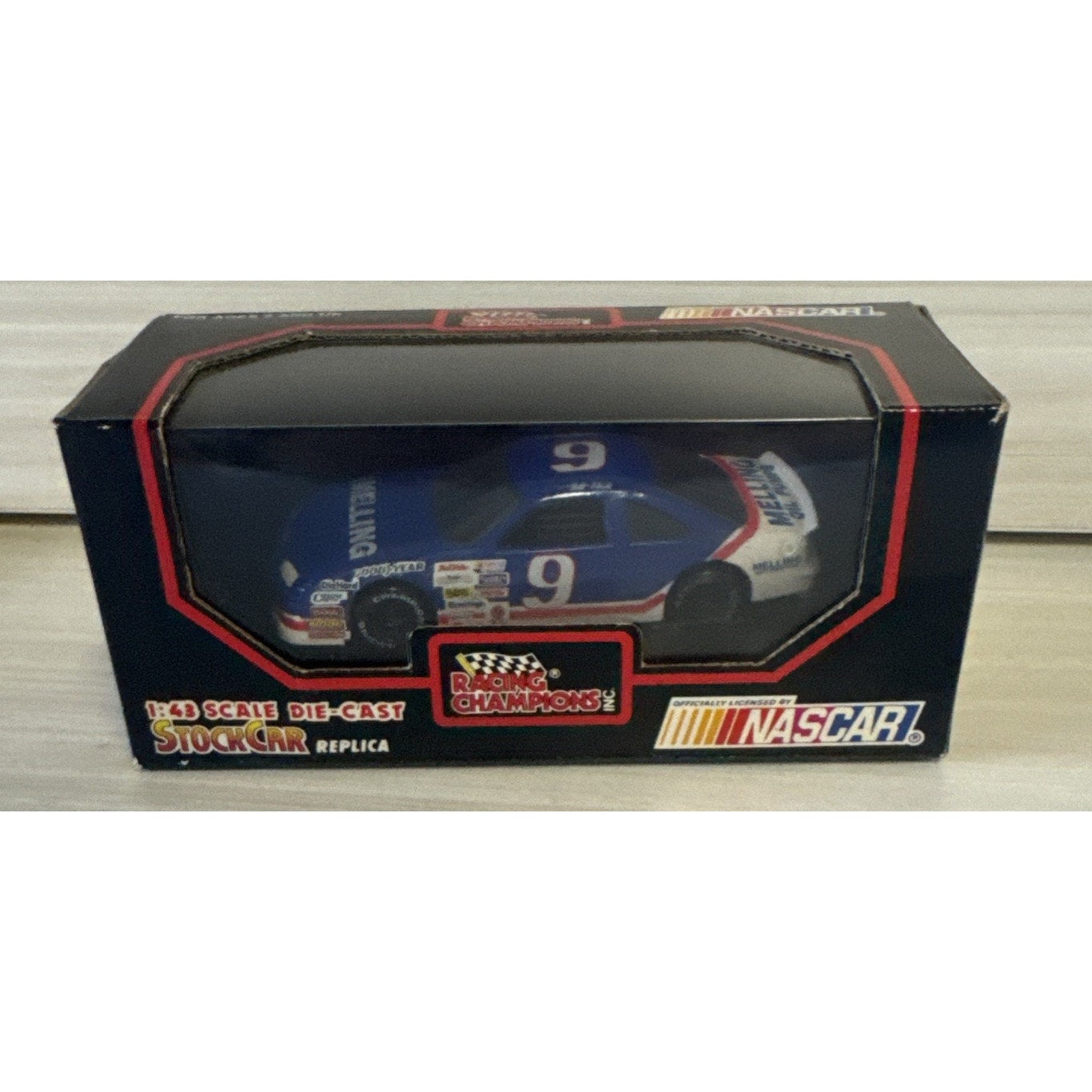 1991 Racing Champions 1:43 #9 Bill Elliott Melling Diecast Stock Car NIB NASCAR