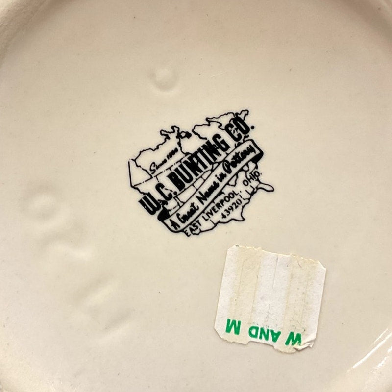 William & Mary Gold Rimmed Mug