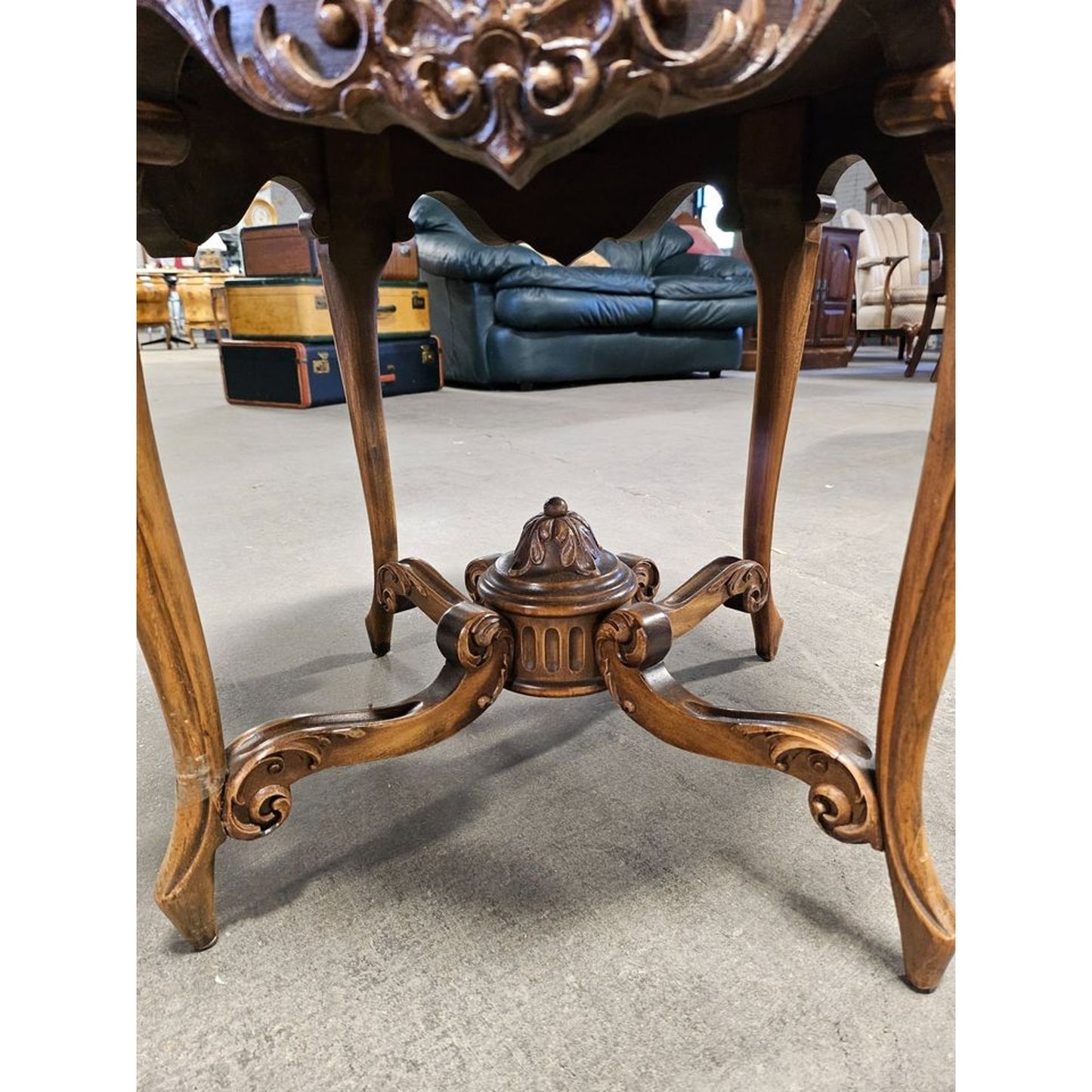 Vintage Burlwood Inlaid French Hand Carved Parlor/Side Table