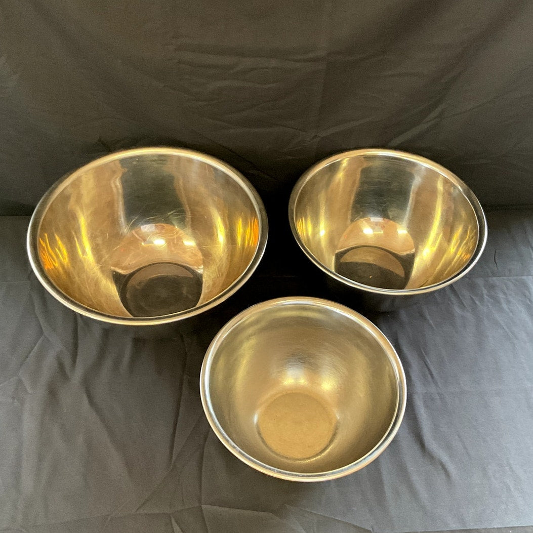 Vintage 3 Piece Stainless Steel Mixing Bowl Set