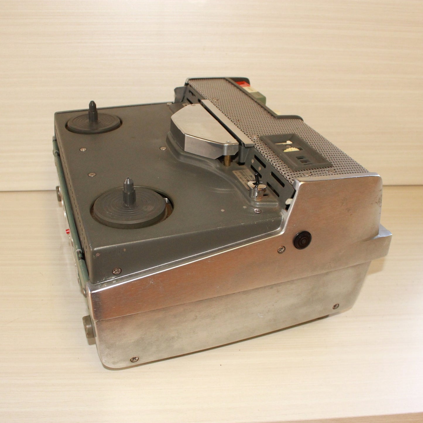 Wollensak 3M Magnetic Tape Recorder AV Model 1520
