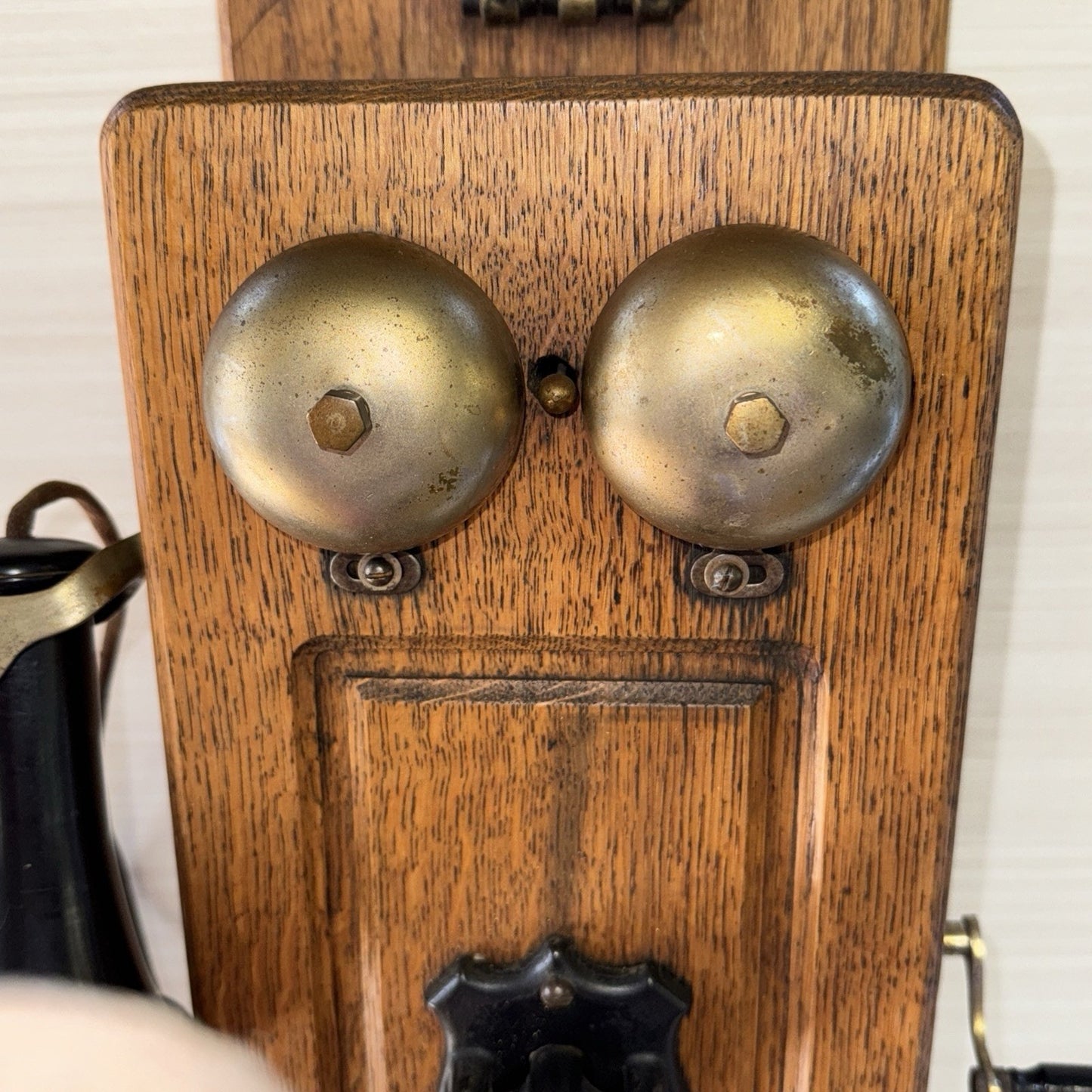 Antique 1906 Oak American Electric Wall Telephone 5 Magnet Crank Works