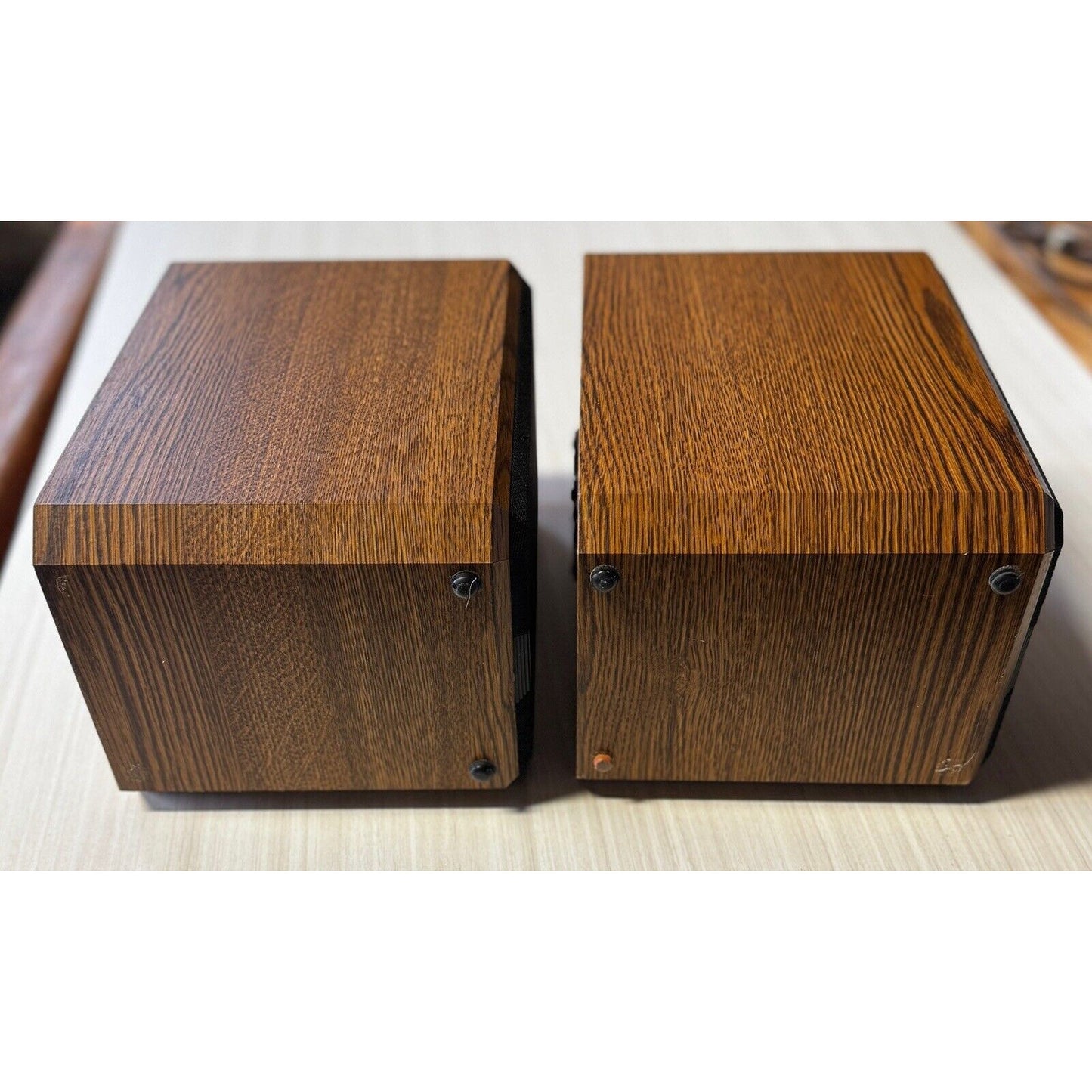 BOSTON ACOUSTICS HD5 Bookshelf Speakers Set Wood Grain Tested Working