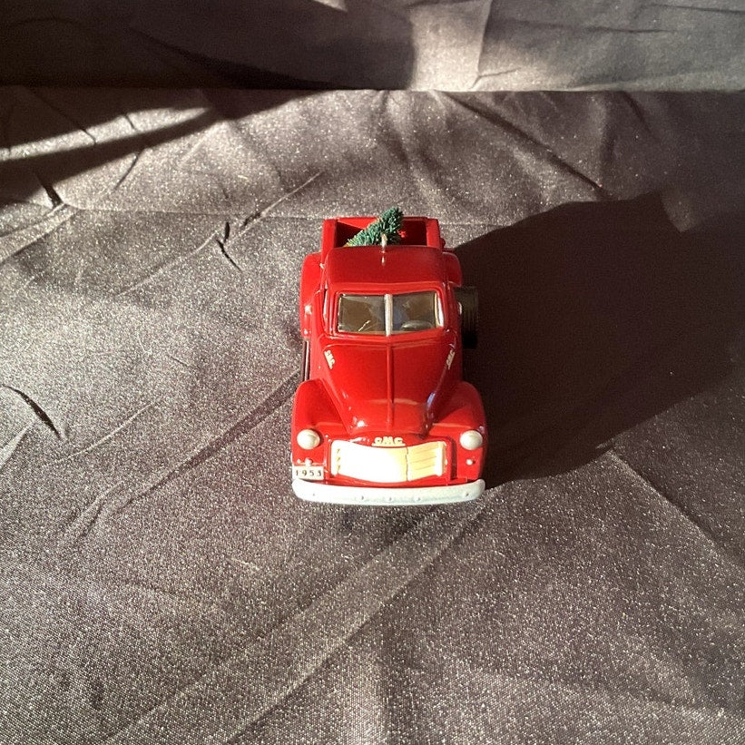 Hallmark 1953 GMC Truck 1997 Ornament
