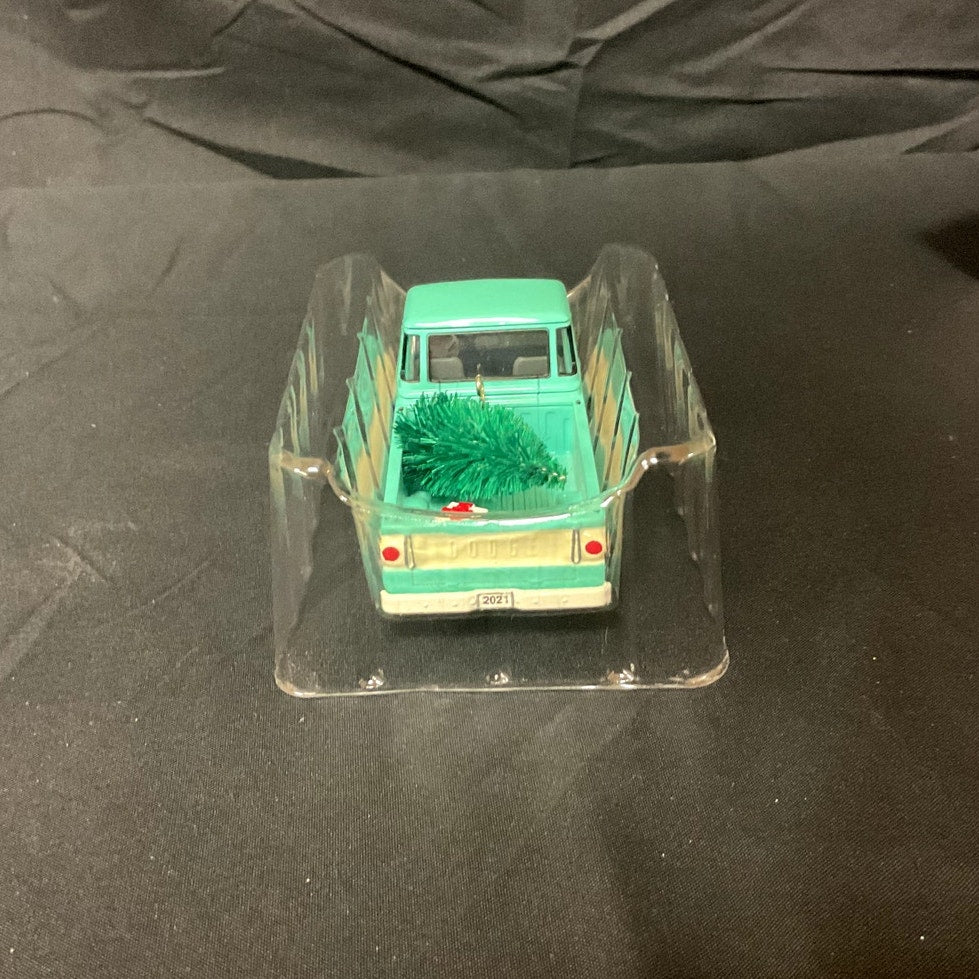 Hallmark 1966 Dodge A-100 2021 Ornament