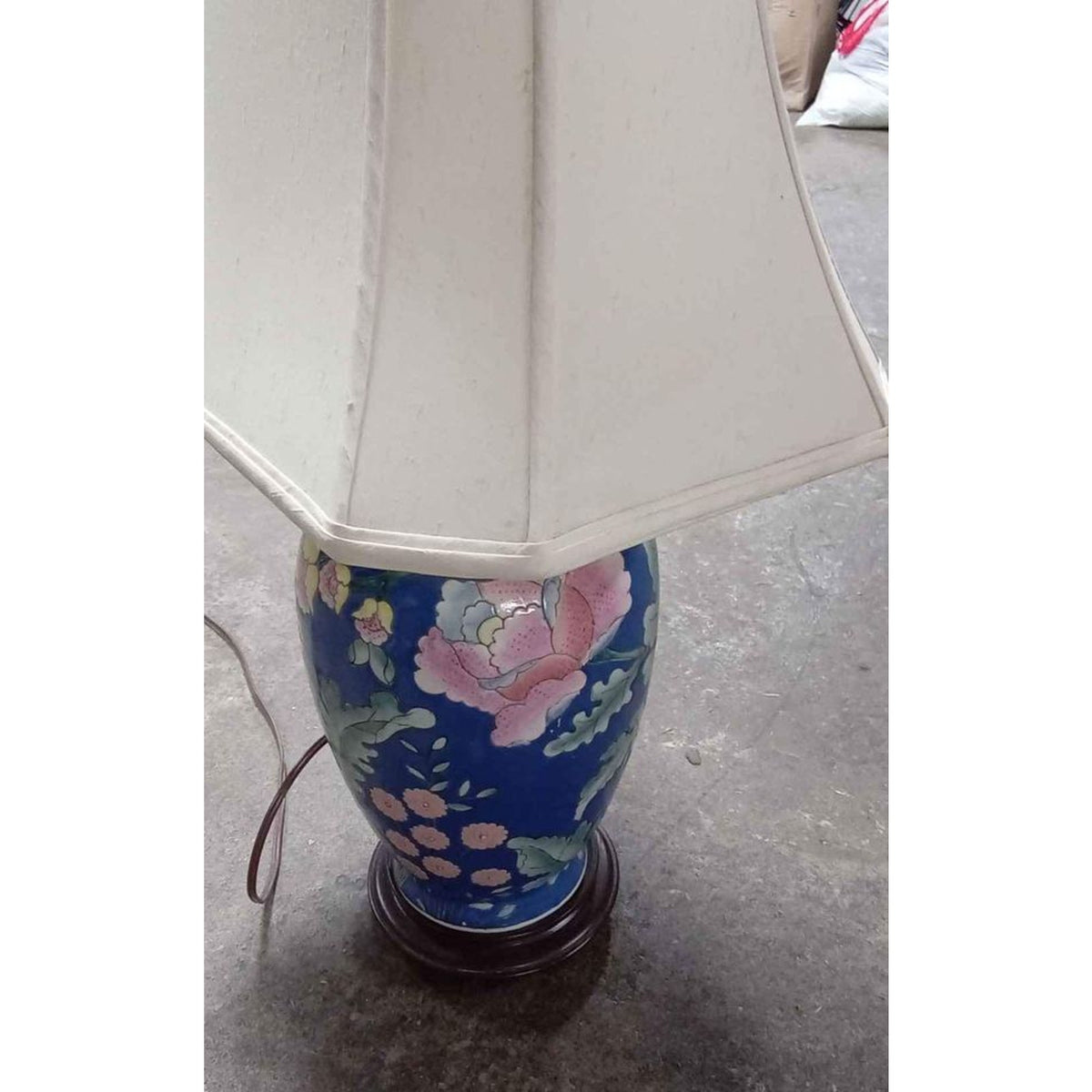 Vintage Colorful Flower Table Lamp