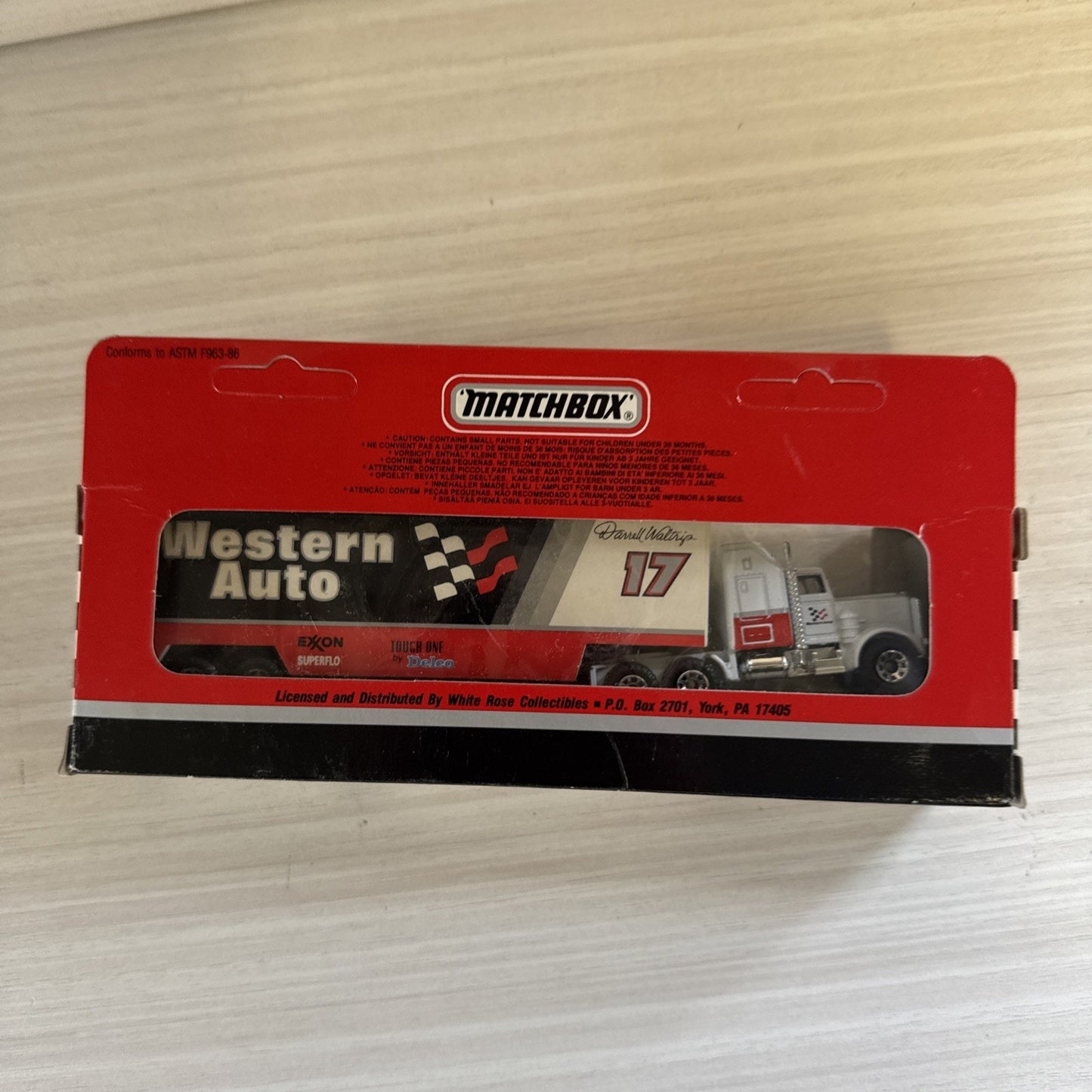 1992 Matchbox 1:87 Jim Sauter #89 Evinrude Super Star Transporter 259 – NASCAR