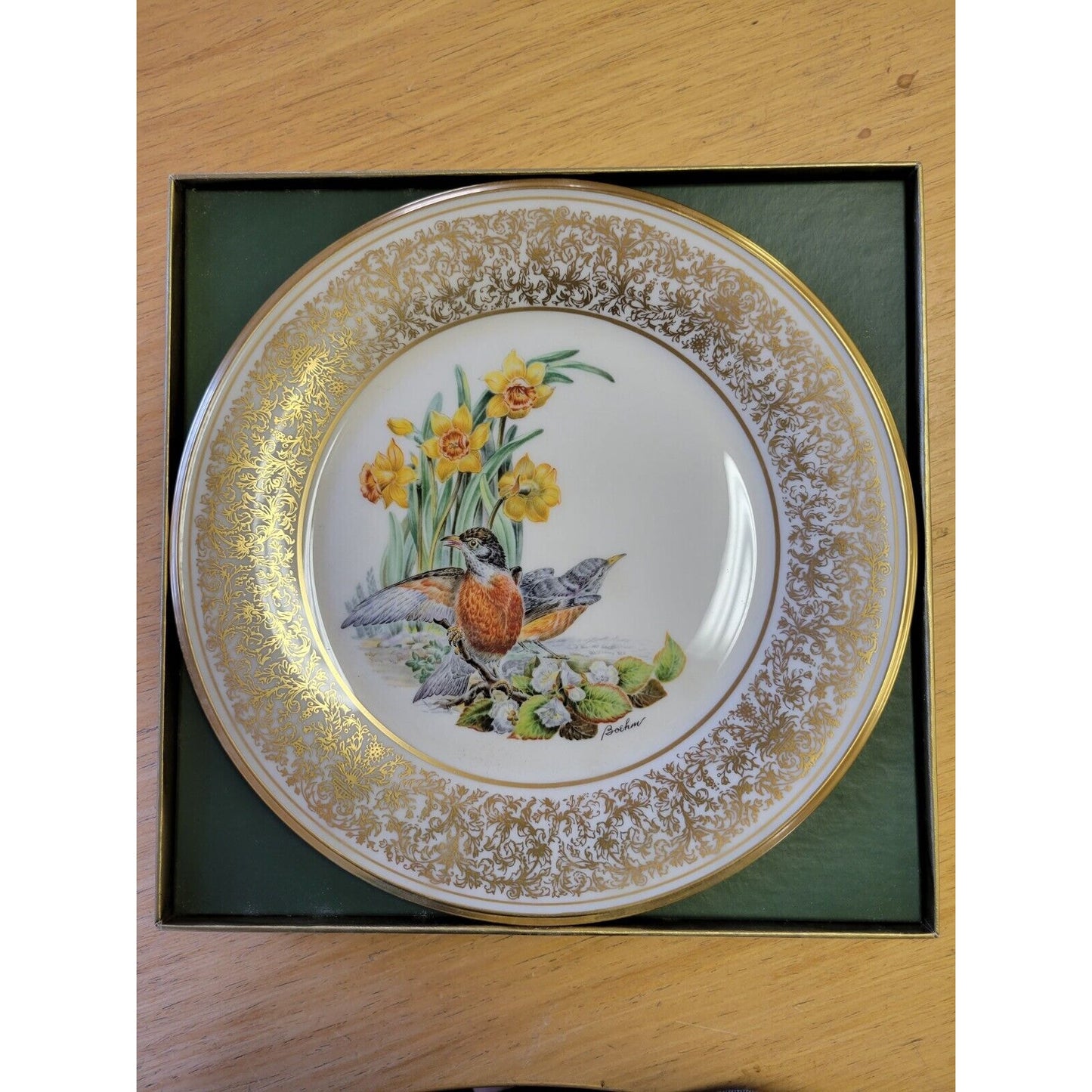 Lenox Boehm Collectible Bone China Robin Plate