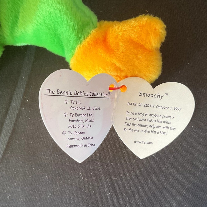Vintage TY Beanie Baby - "Smoochy," 1997
