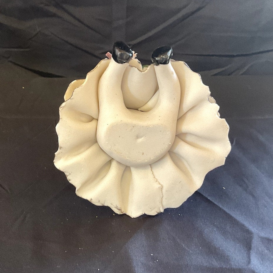 Sorelle - "Lilly" Figurine