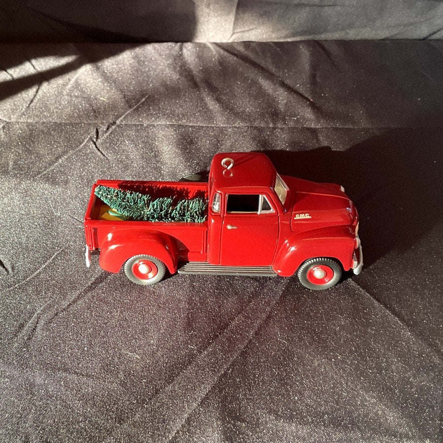 Hallmark 1953 GMC Truck 1997 Ornament