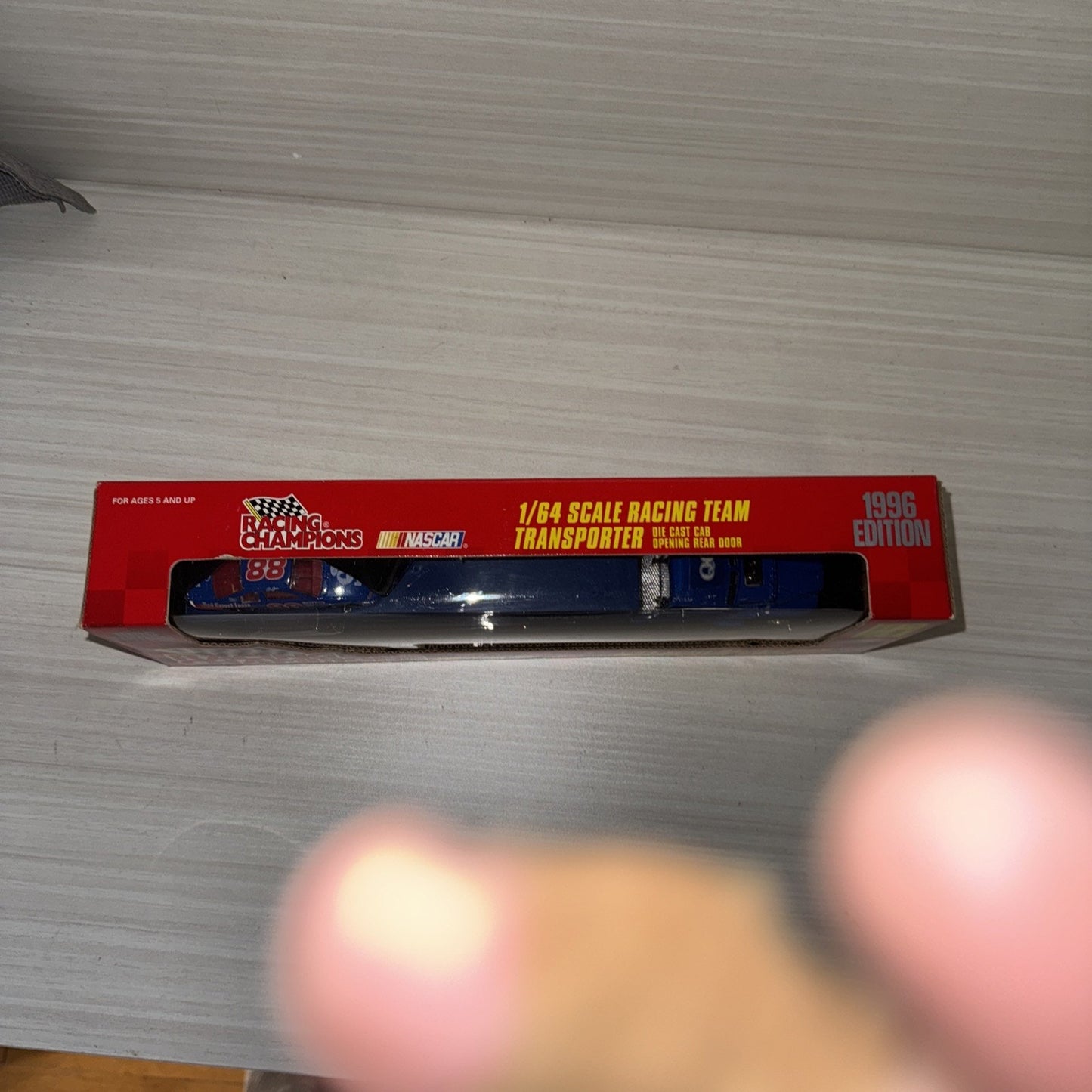 Dale Jarrett #88 Ford Quality 1:64 Team Transport 1996 NIB Racing Champions