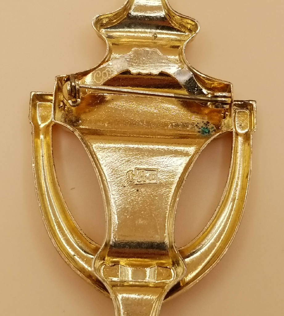 Stunning Gold Tone Door Knocker Brooch Pin Vintage Style