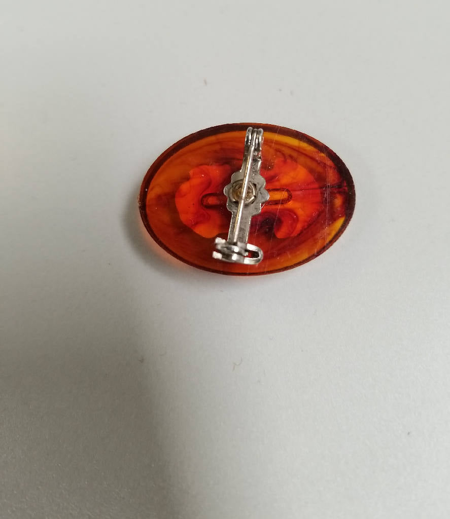 Stunning Vintage Cameo Brooch with Amber Base - Antique Style