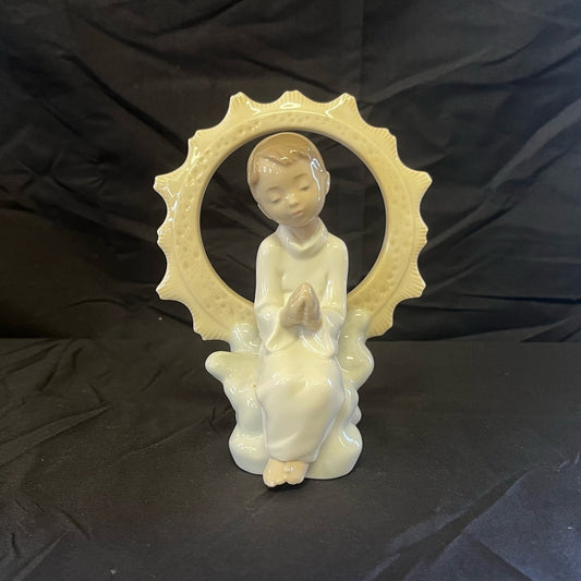 Vintage NAO Lladro - "Jesus Loves You" Figurine