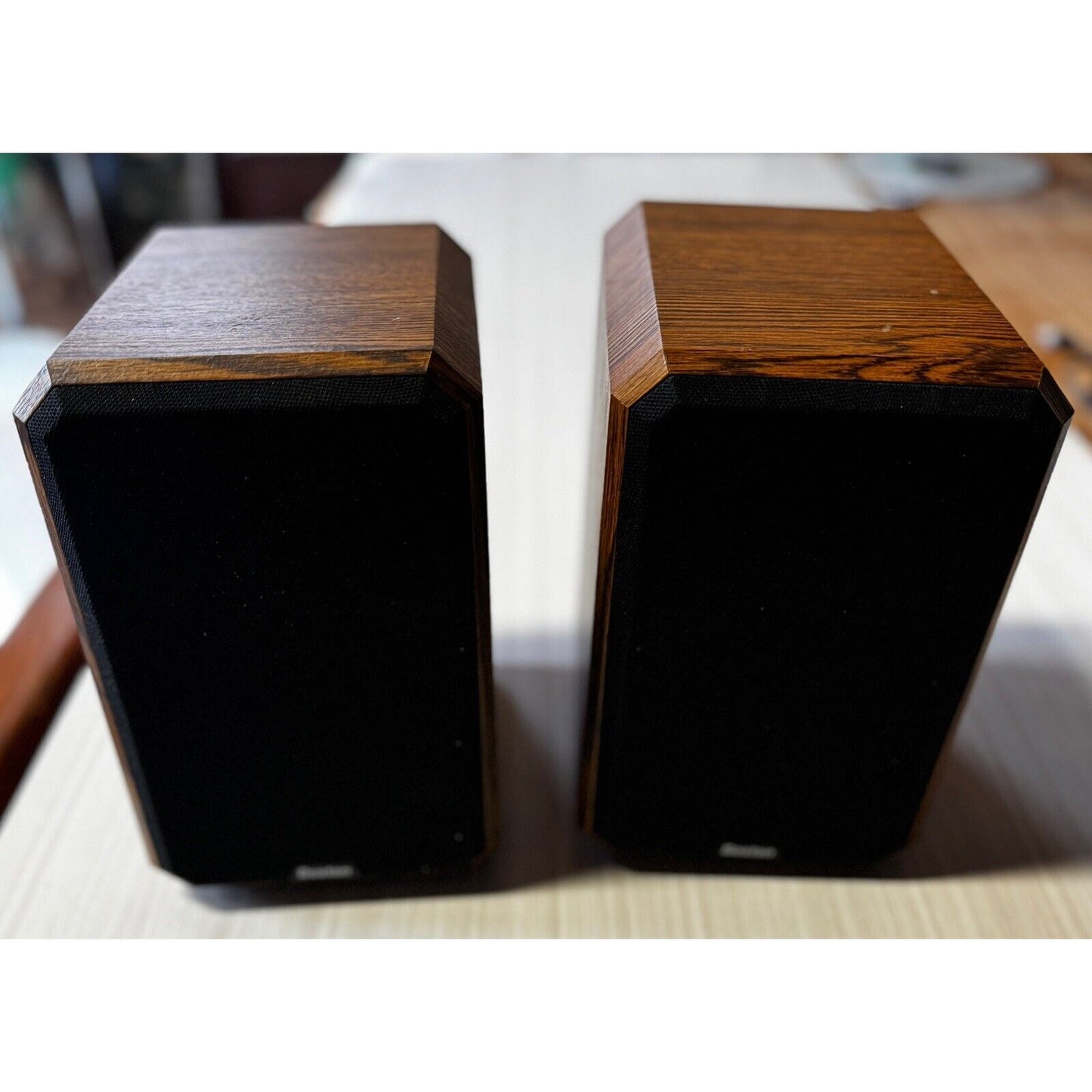 BOSTON ACOUSTICS HD5 Bookshelf Speakers Set Wood Grain Tested Working