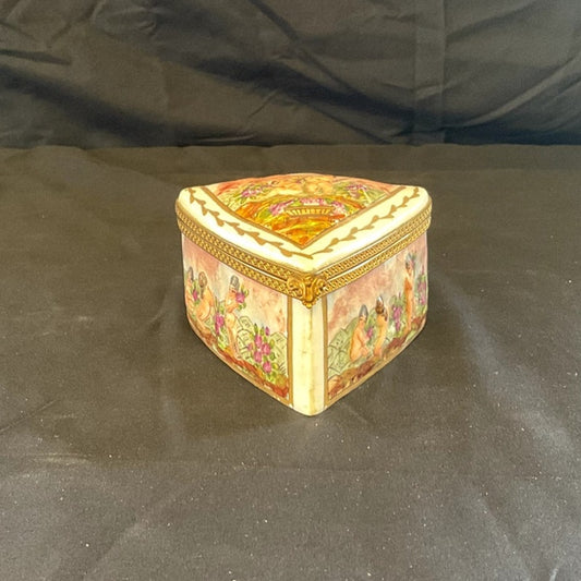 Capodimonte Italian Porcelain Hand painted Box