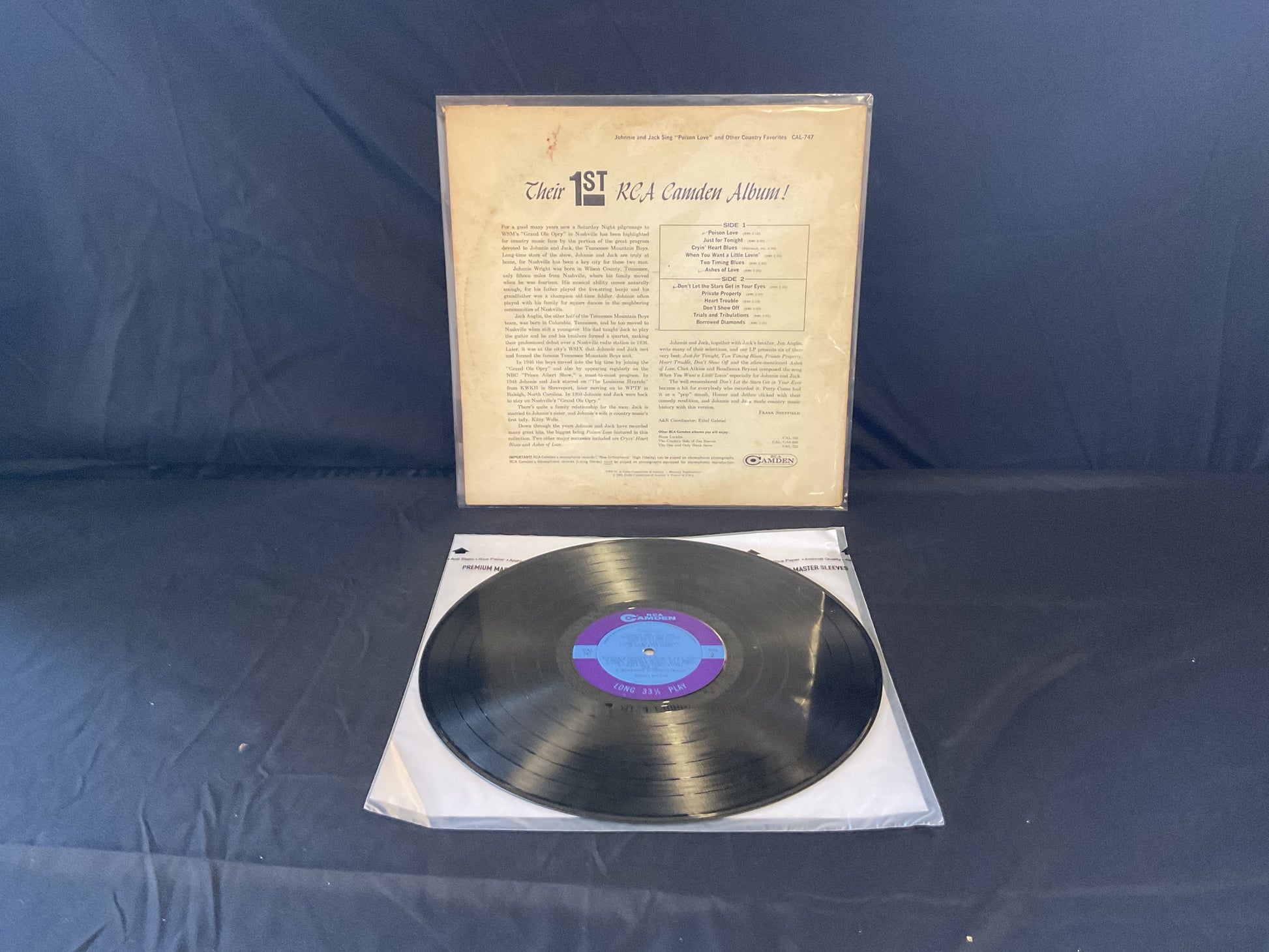 Johnnie And Jack : Sing Poison Love And Other Country Favorites (LP,Compilation,Mono)