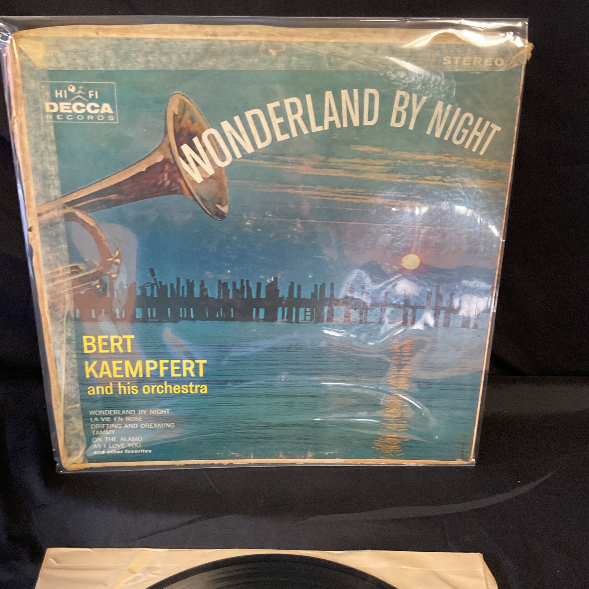 Bert Kaempfert & His Orchestra : Wonderland By Night (LP,Album,Stereo)