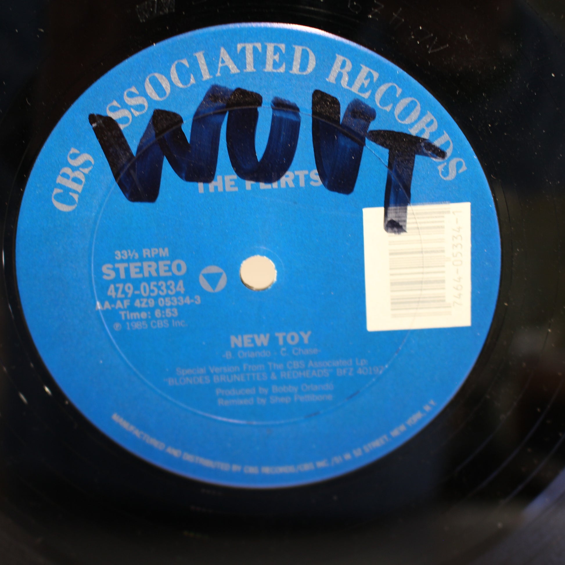 The Flirts : New Toy (12",33 ⅓ RPM)