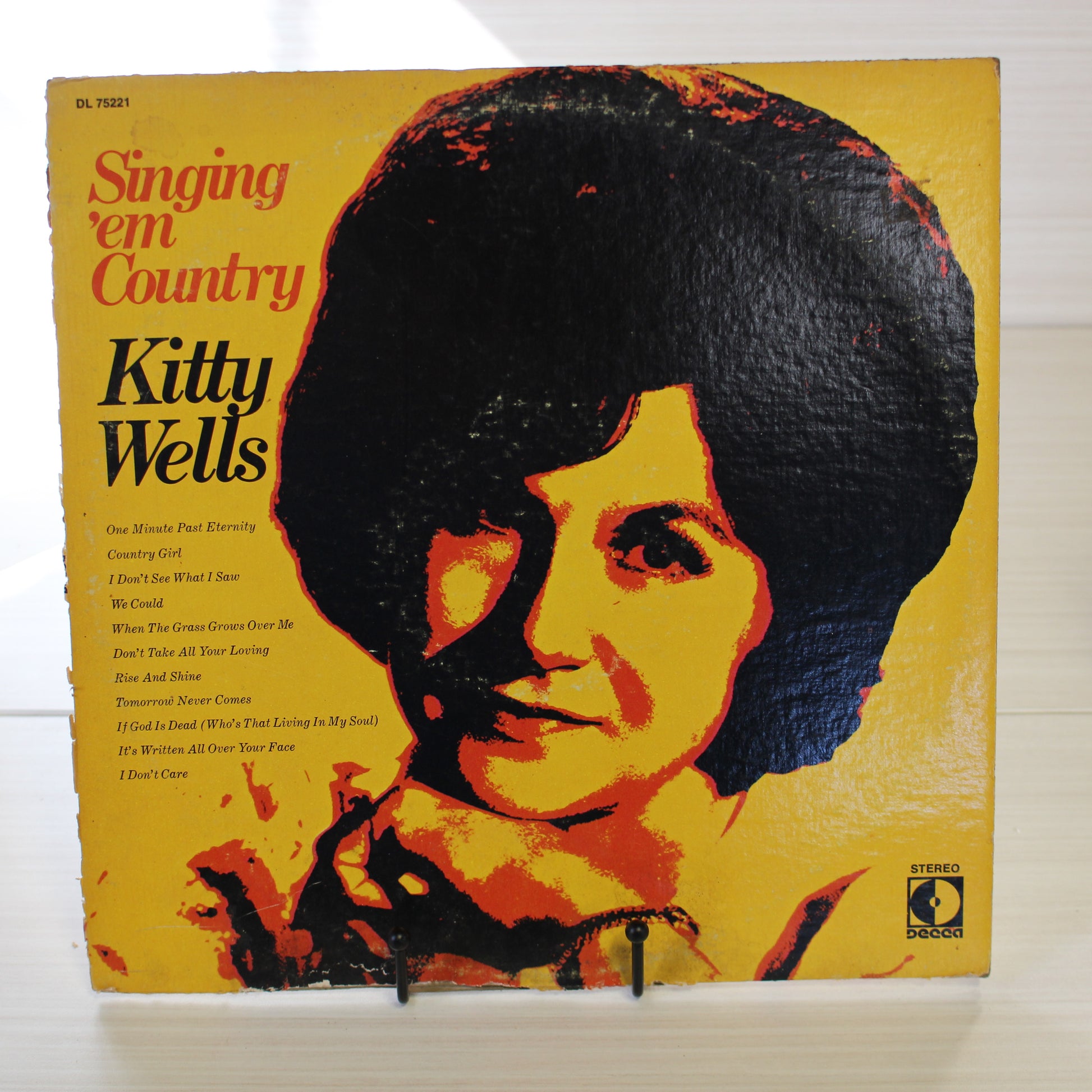 Kitty Wells : Singing 'Em Country (LP,Album,Stereo)
