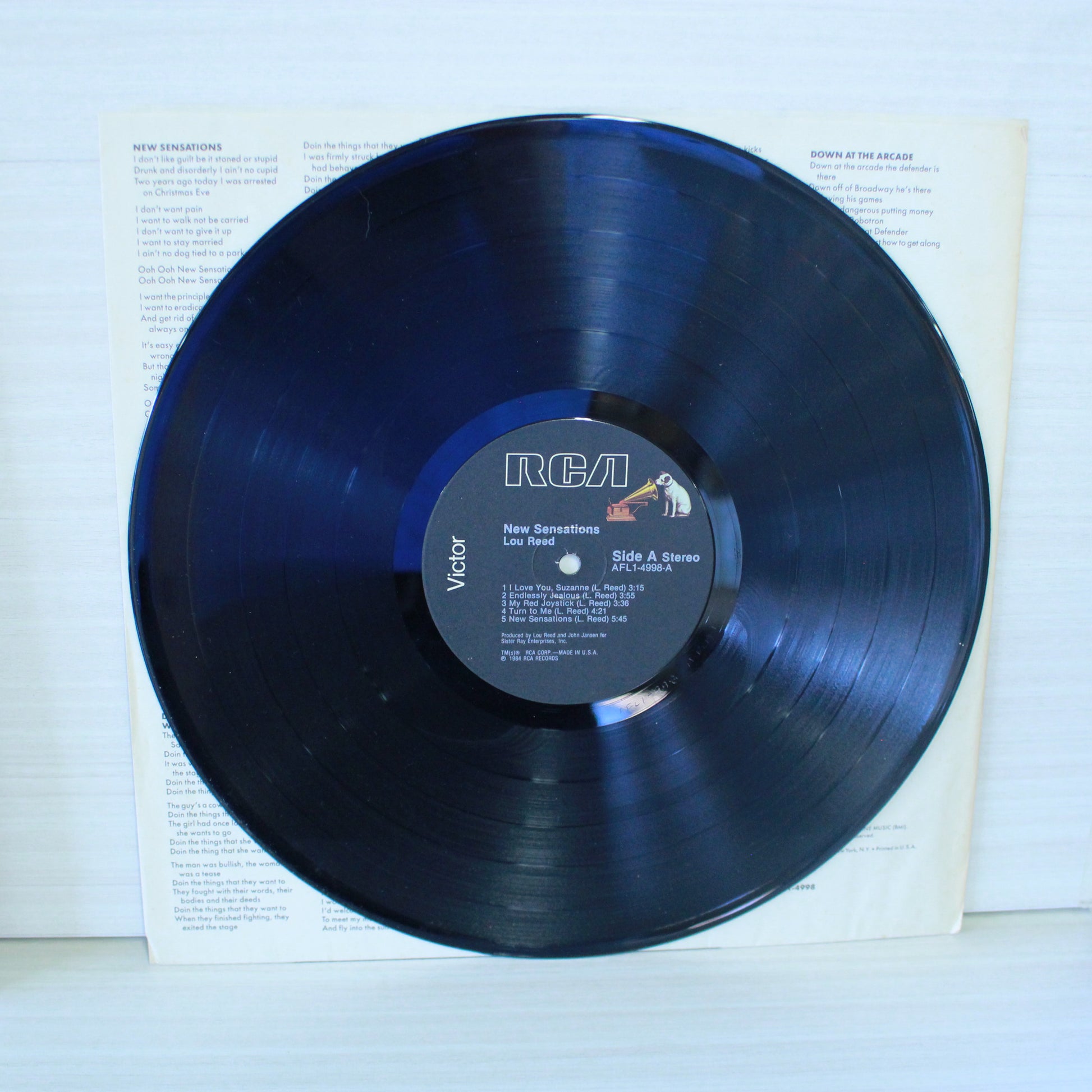 Lou Reed : New Sensations (LP,Album,Stereo)