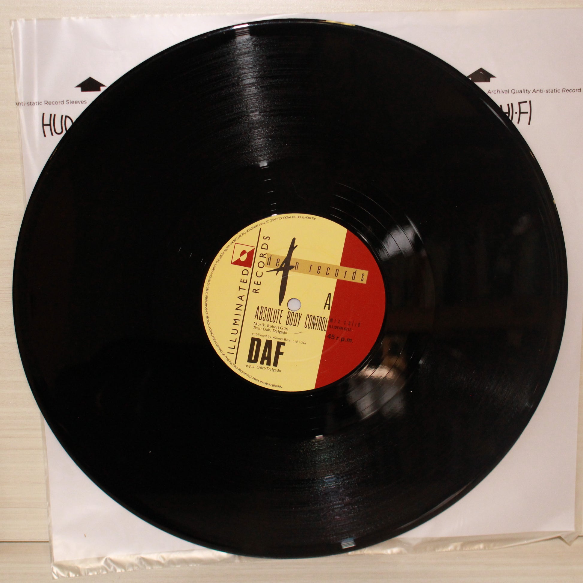 Deutsch Amerikanische Freundschaft : Absolute Body Control (12",45 RPM)