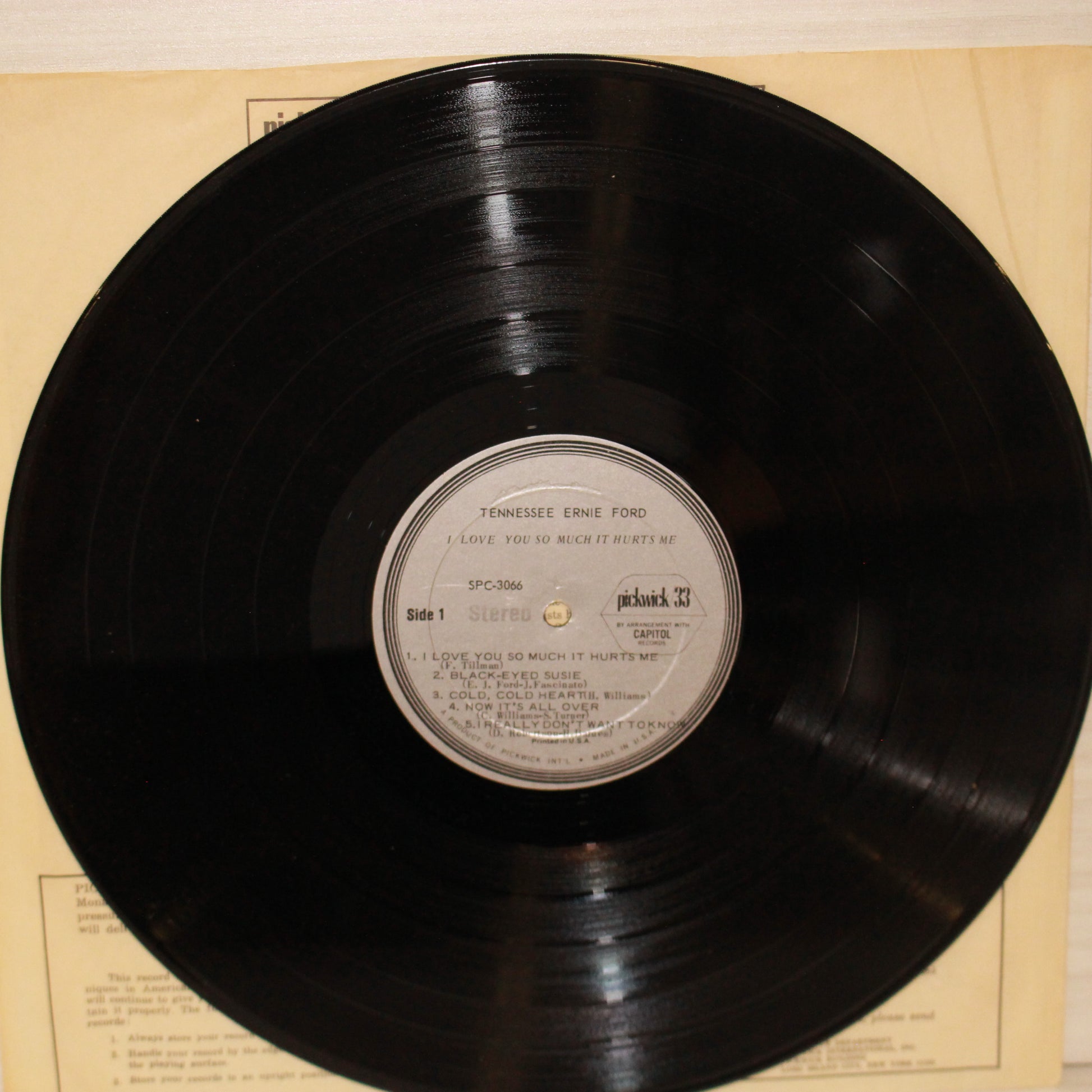 Tennessee Ernie Ford : Tennessee Ernie Ford (LP,Compilation,Stereo)