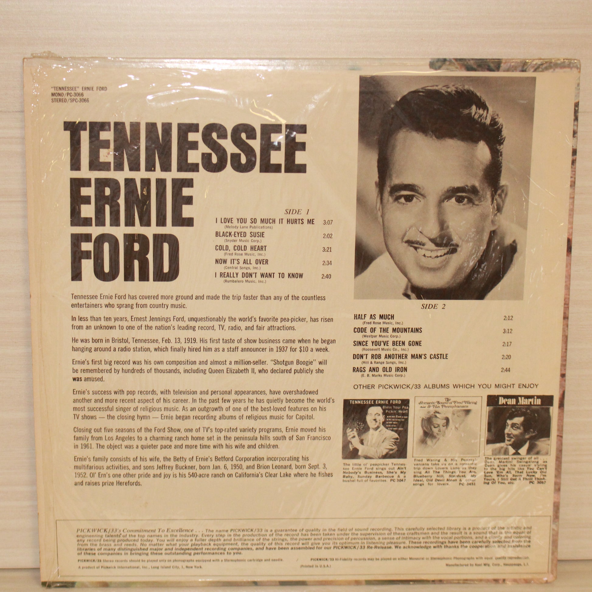 Tennessee Ernie Ford : Tennessee Ernie Ford (LP,Compilation,Stereo)
