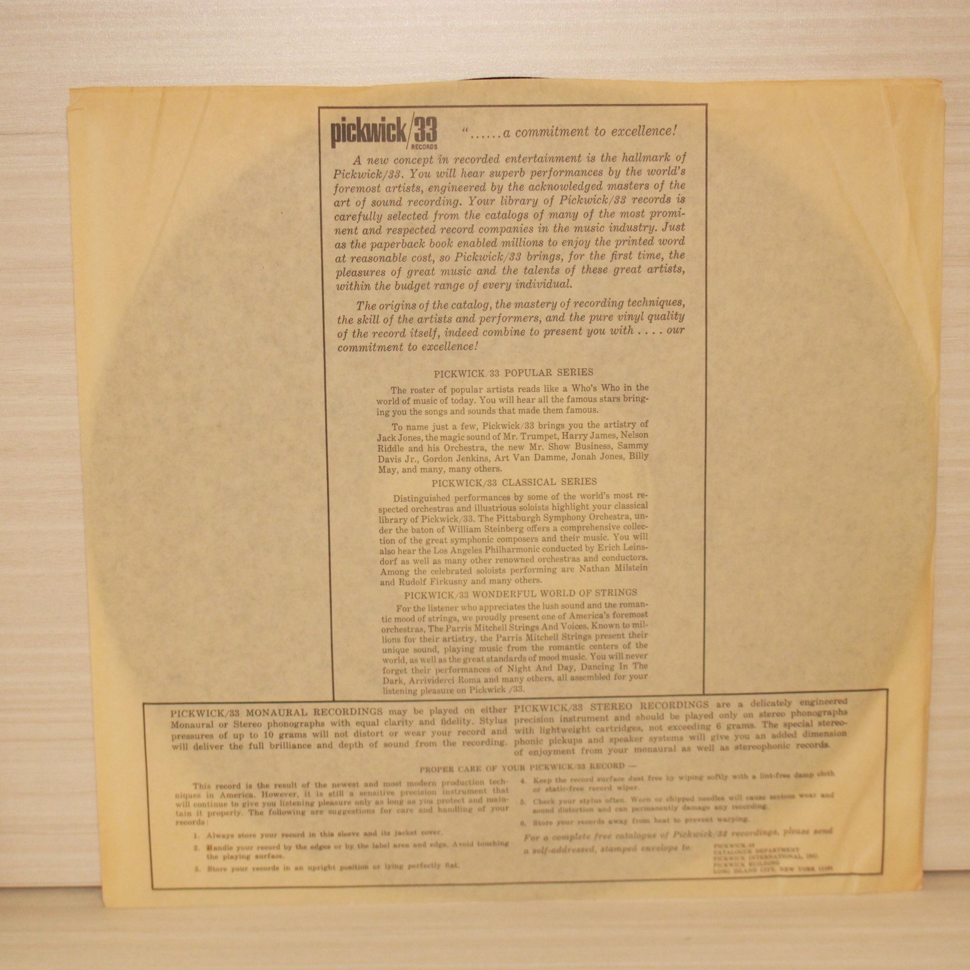 Tennessee Ernie Ford : Tennessee Ernie Ford (LP,Compilation,Stereo)