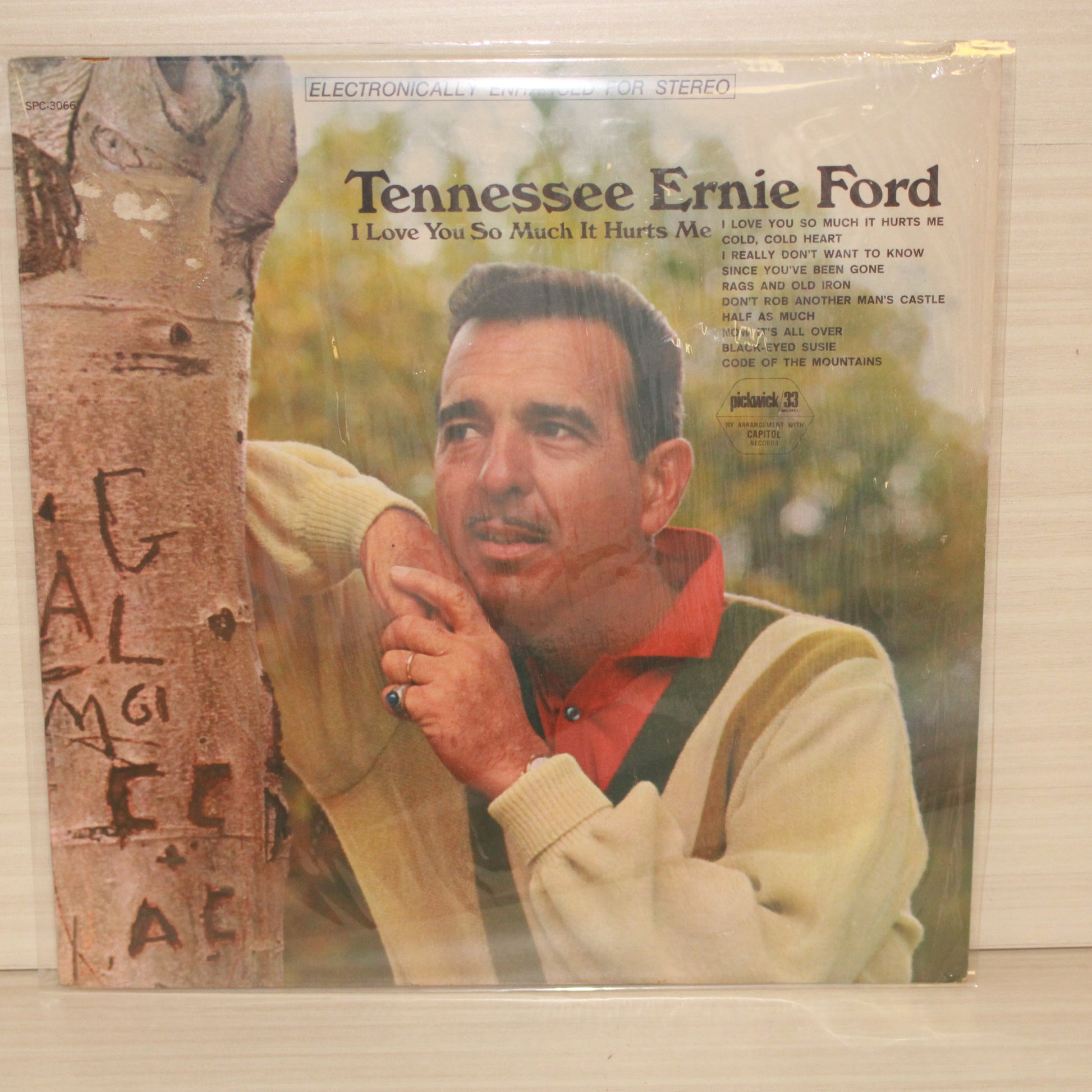 Tennessee Ernie Ford : Tennessee Ernie Ford (LP,Compilation,Stereo)