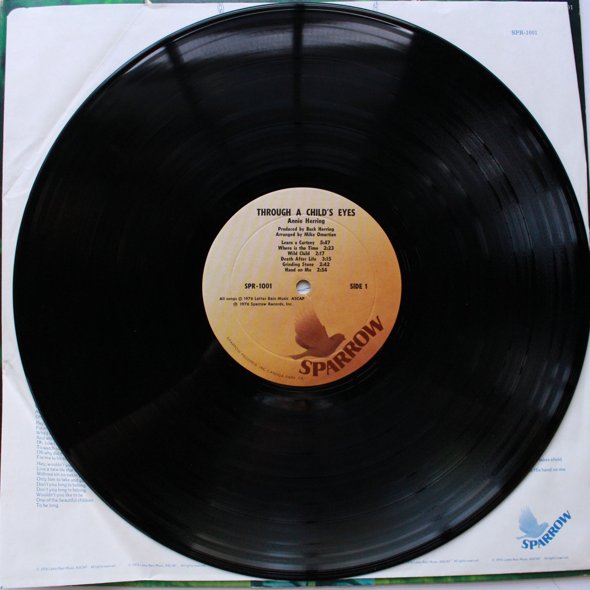Annie Herring : Through A Child's Eyes (LP)