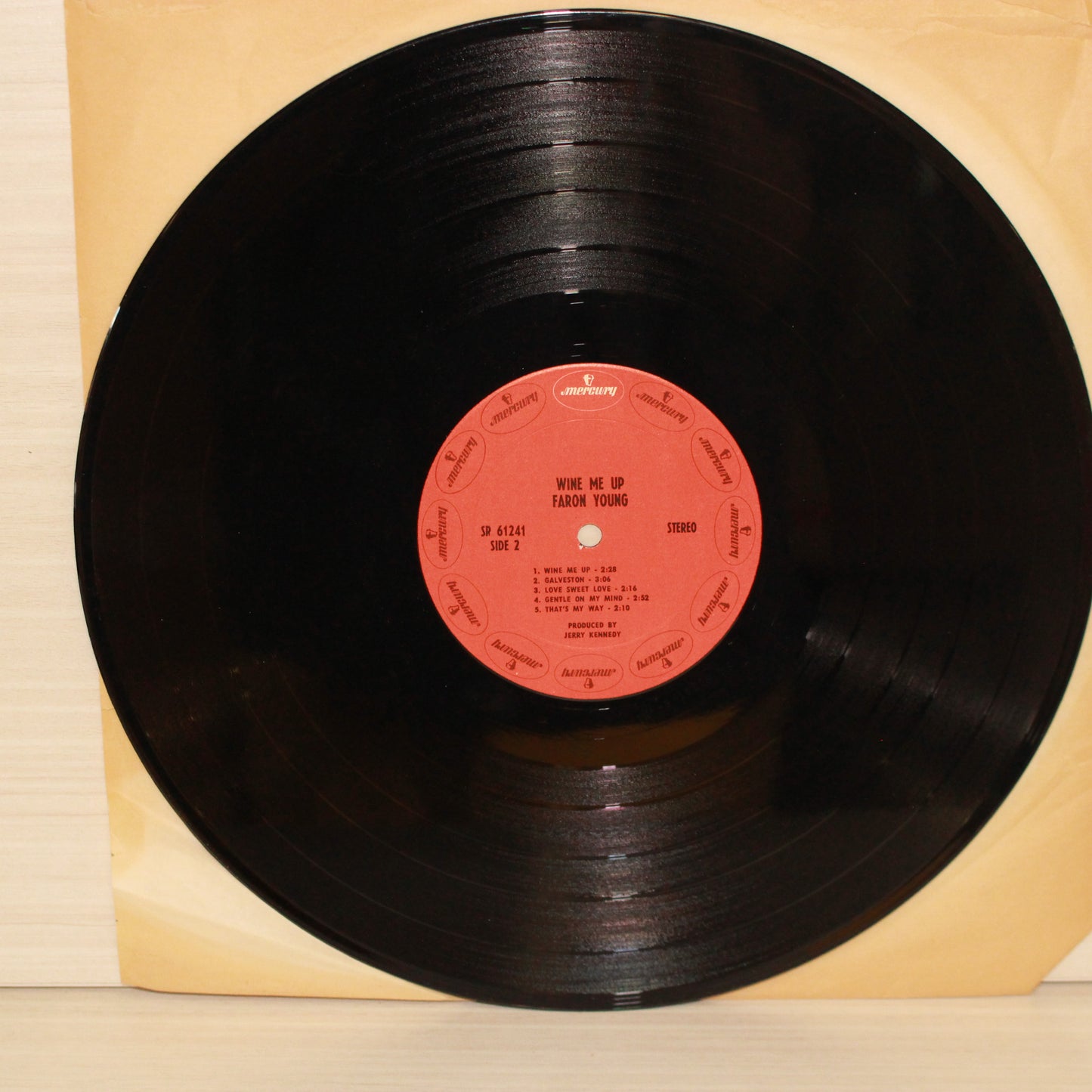 Faron Young : Wine Me Up (LP,Album,Stereo)